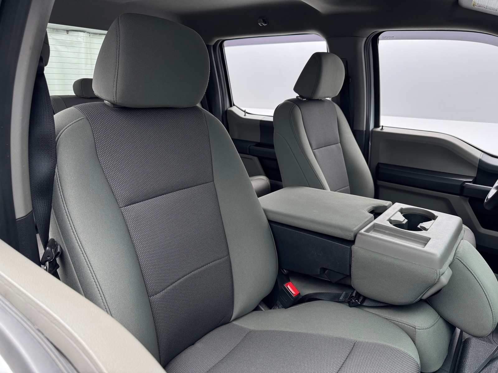 Thumbnail: 2022 Ford Econoline - 2