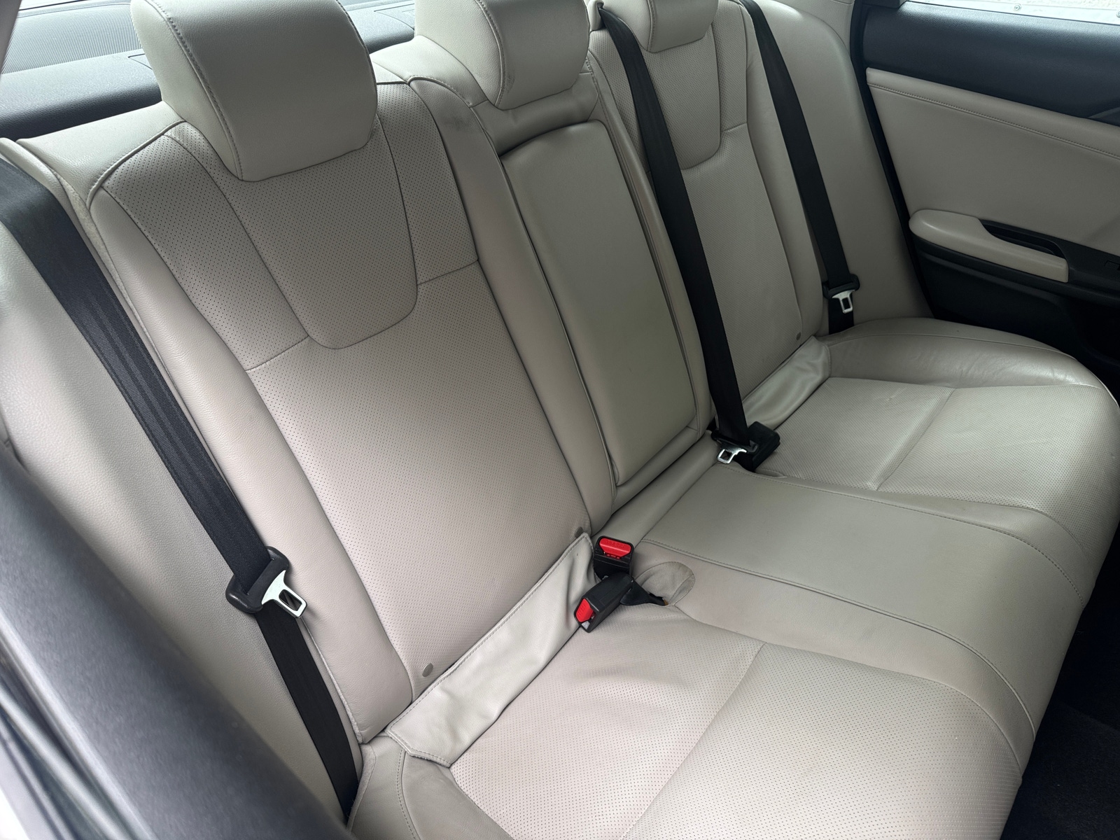 Thumbnail: 2019 Honda Insight - 5