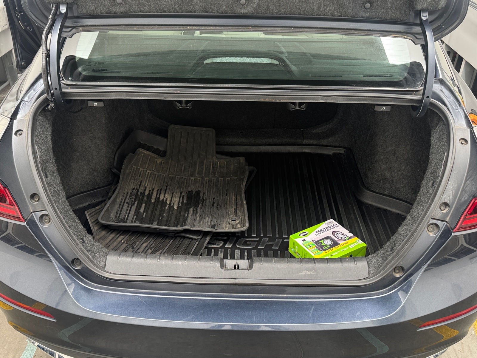 Thumbnail: 2019 Honda Insight - 6