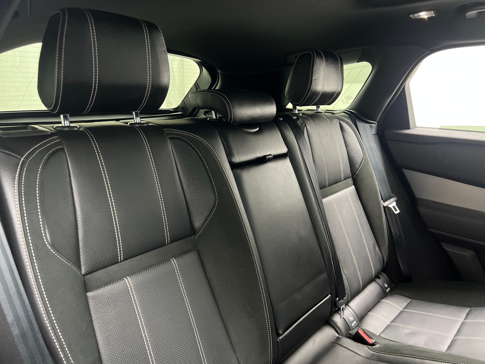 Thumbnail: 2020 Land Rover Range Rover Velar - 5