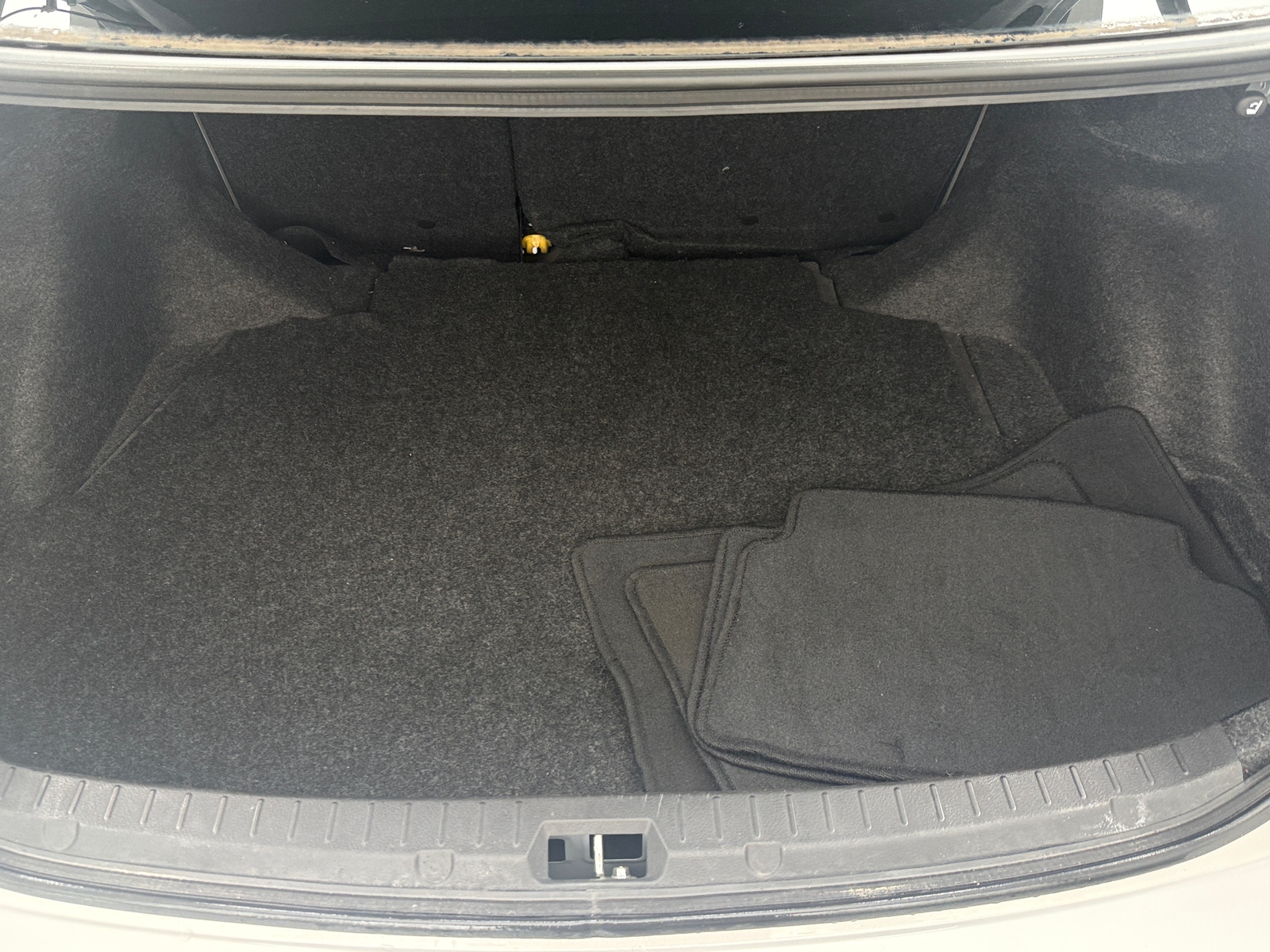 Thumbnail: 2013 Toyota Corolla - 6