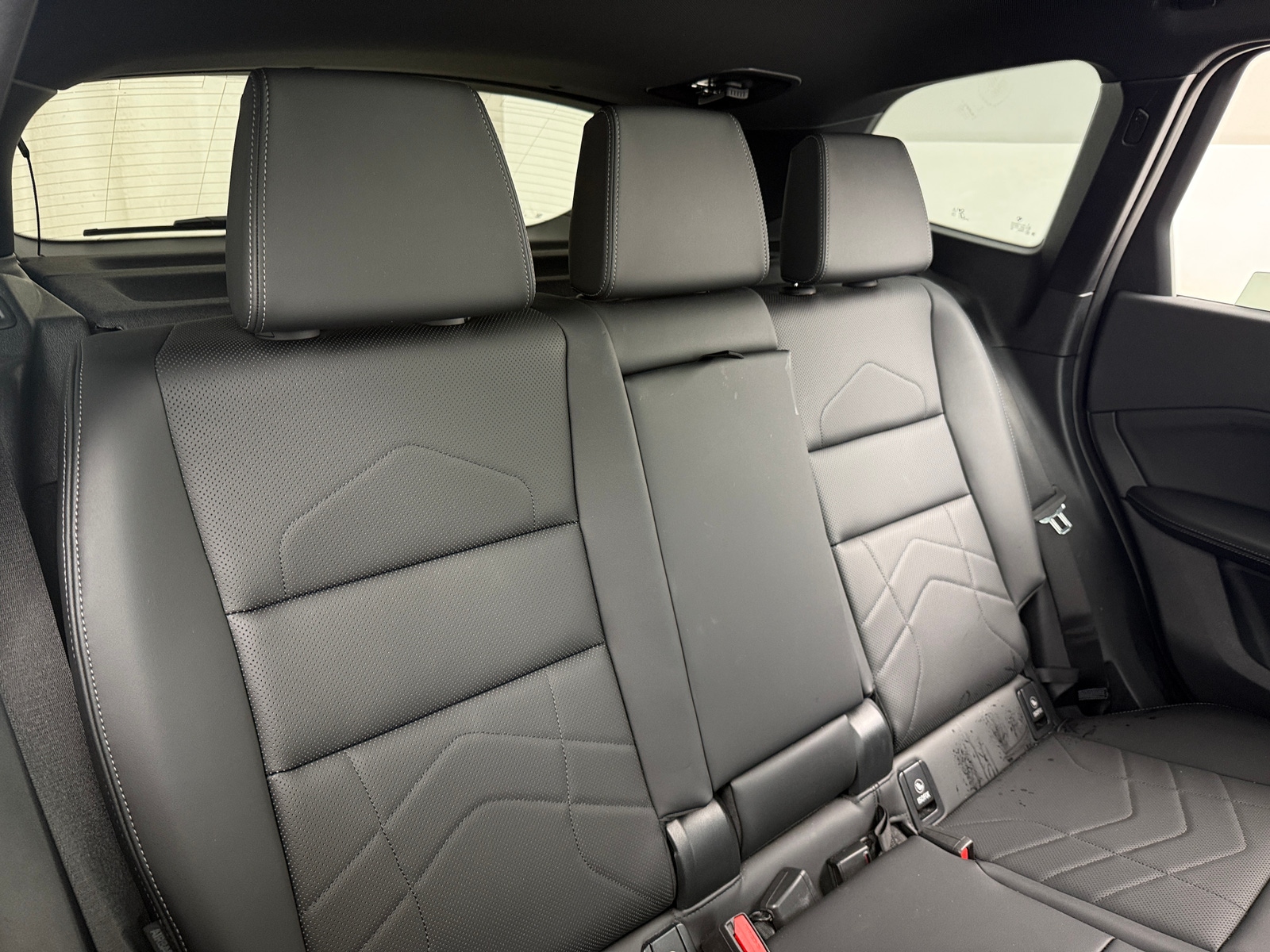 Thumbnail: 2026 BMW X1 - 5