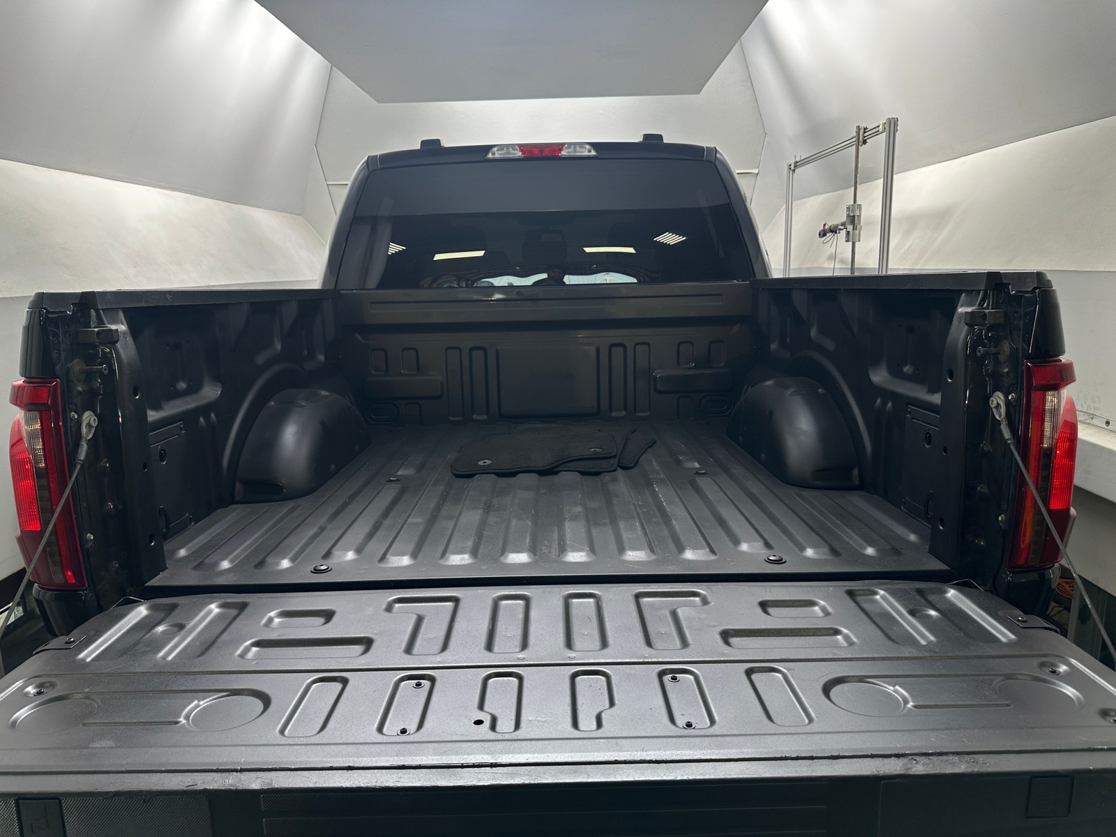 Thumbnail: 2024 Ford Econoline - 7