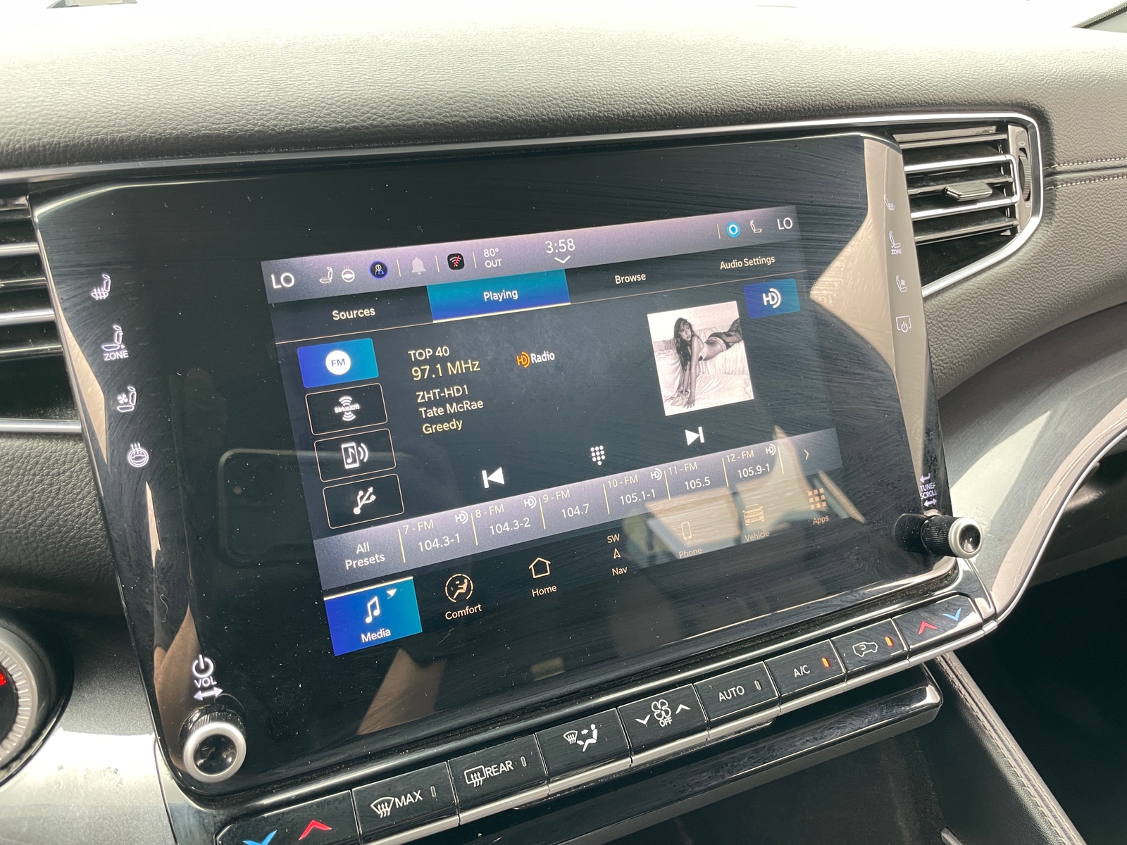 Thumbnail: 2024 Jeep Wagoneer - 3