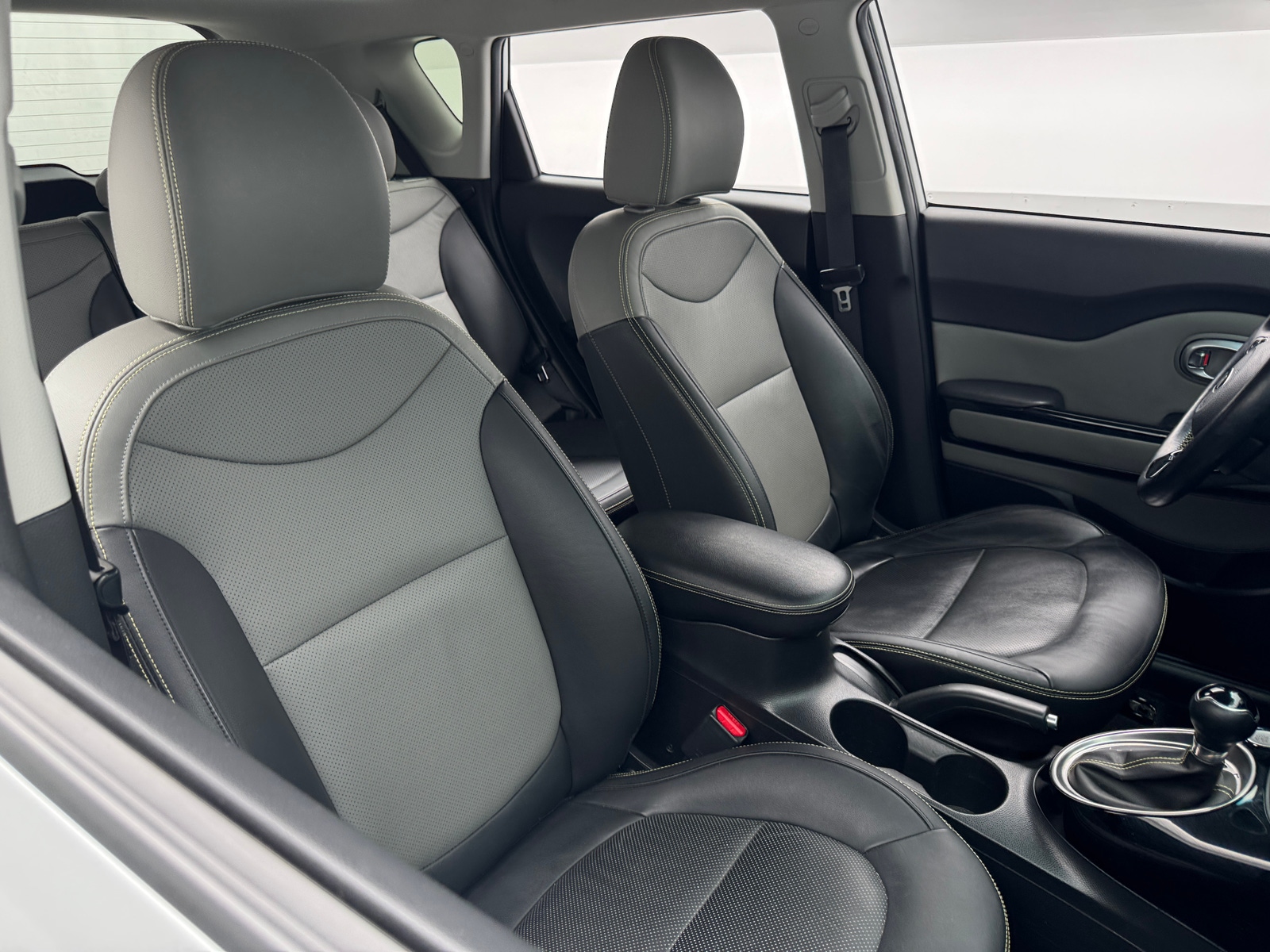 Thumbnail: 2016 Kia Soul - 2