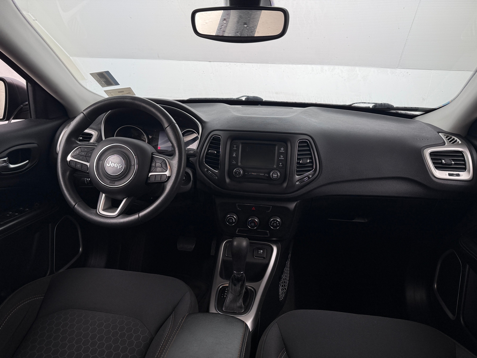 Thumbnail: 2018 Jeep Compass - 3