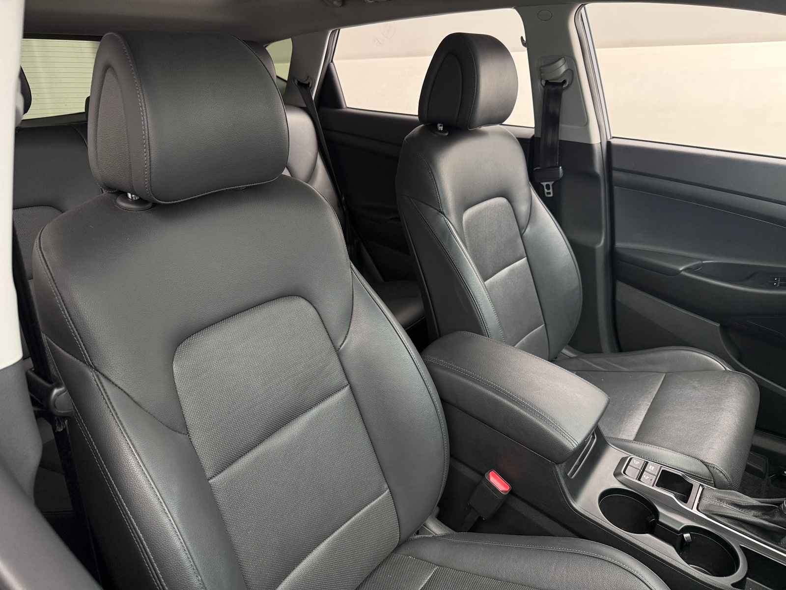 Thumbnail: 2016 Hyundai Tucson - 2