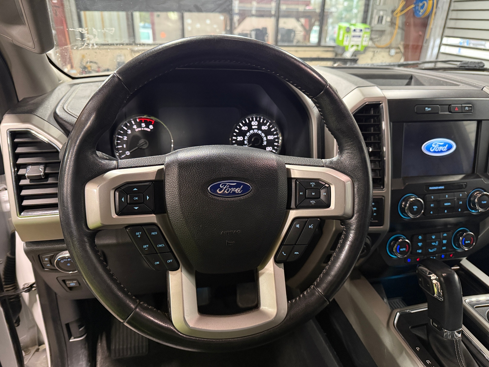 Thumbnail: 2019 Ford Econoline - 4