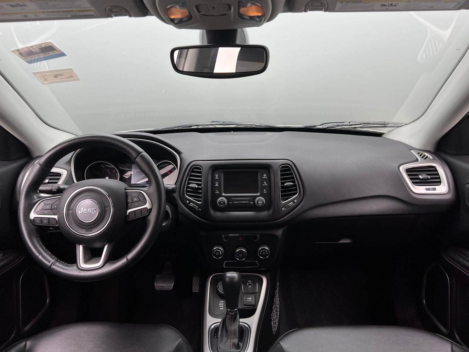 Thumbnail: 2018 Jeep Compass - 3