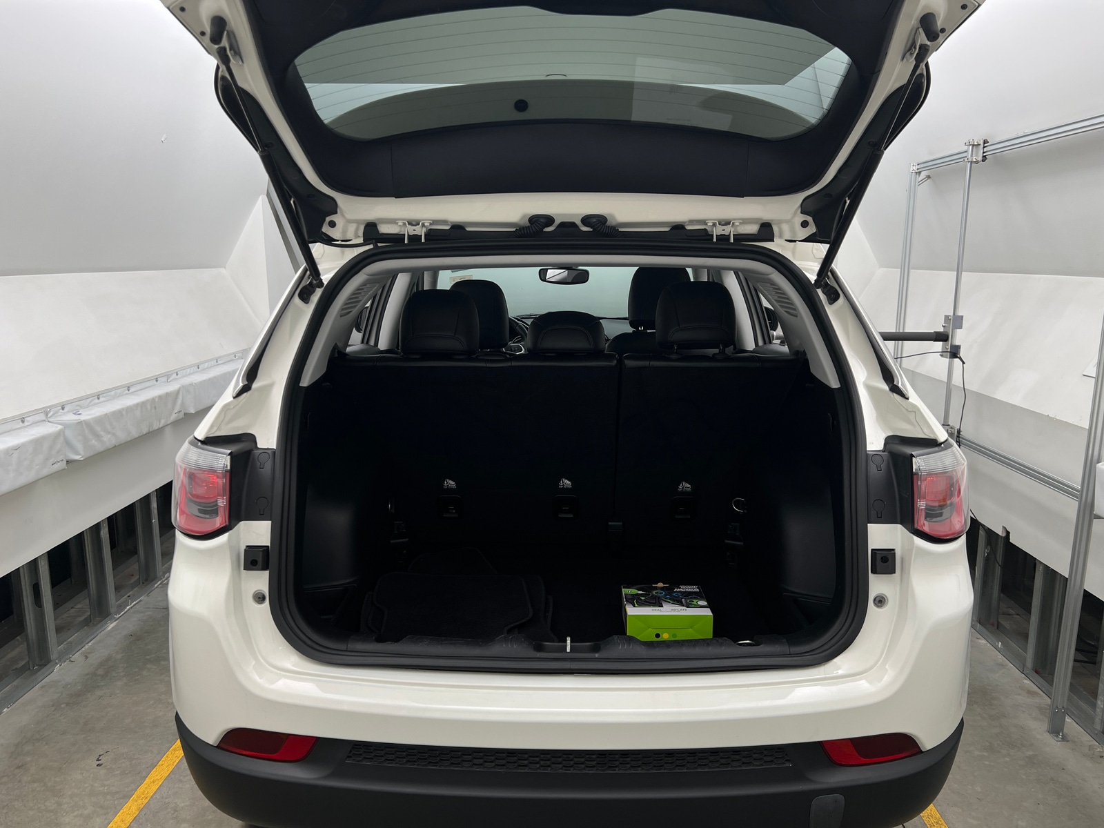 Thumbnail: 2018 Jeep Compass - 7