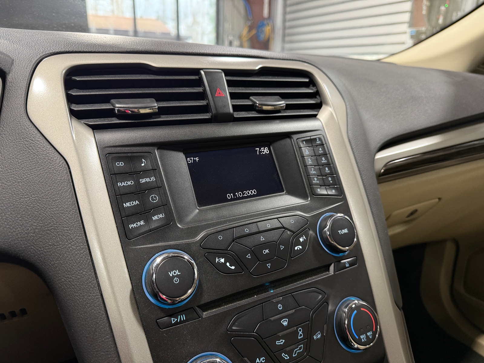 Thumbnail: 2015 Ford Fusion - 3