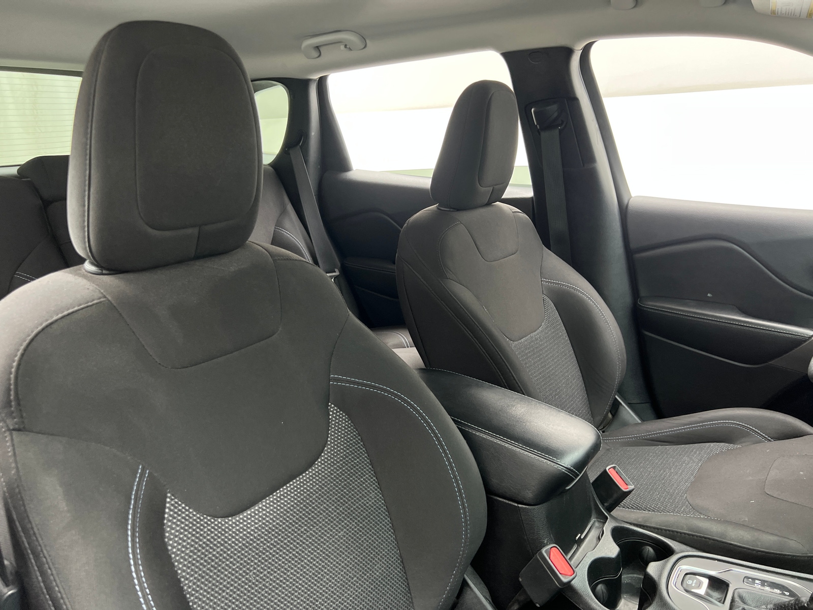 Thumbnail: 2019 Jeep Cherokee - 2