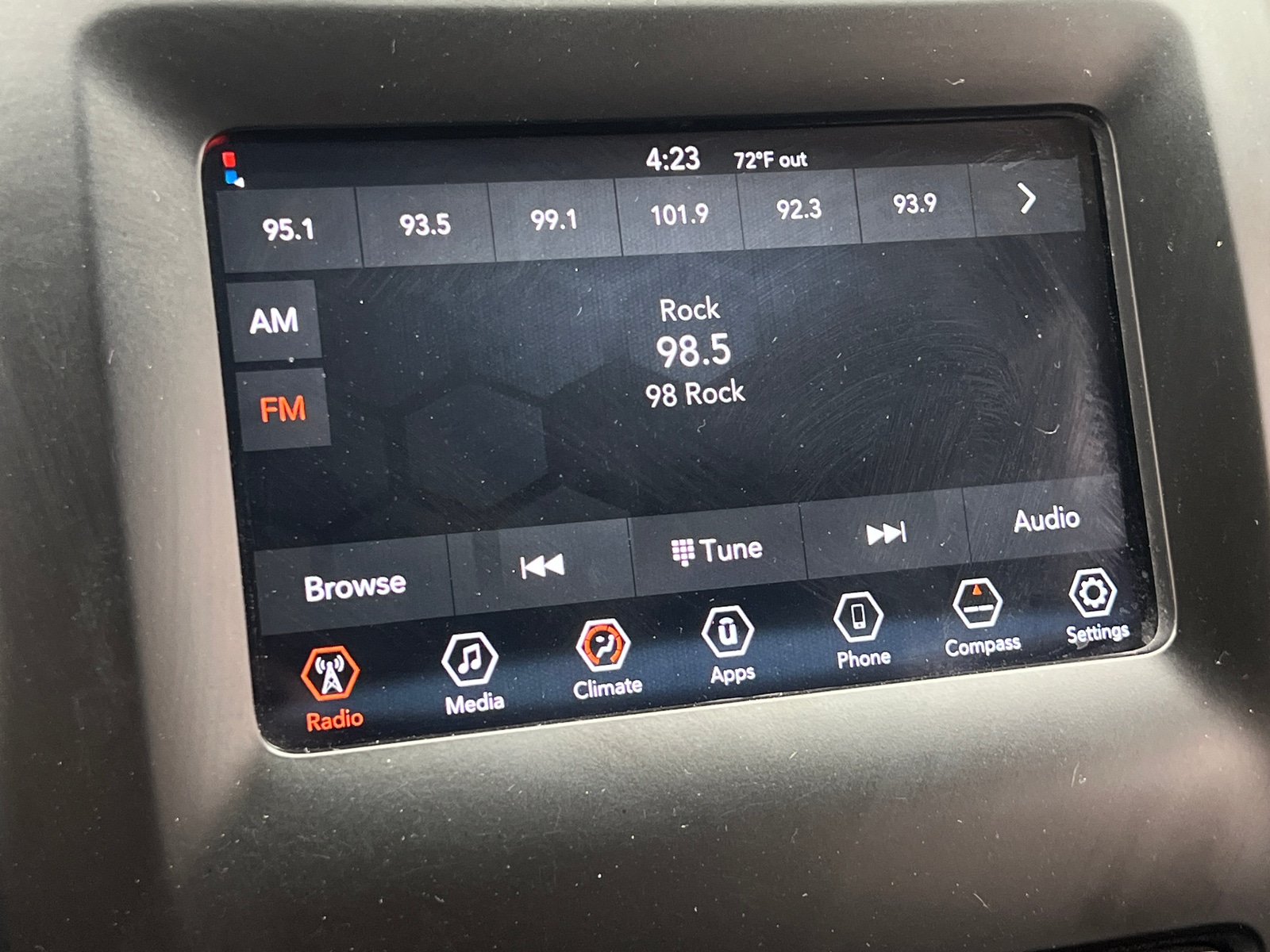 Thumbnail: 2019 Jeep Cherokee - 4