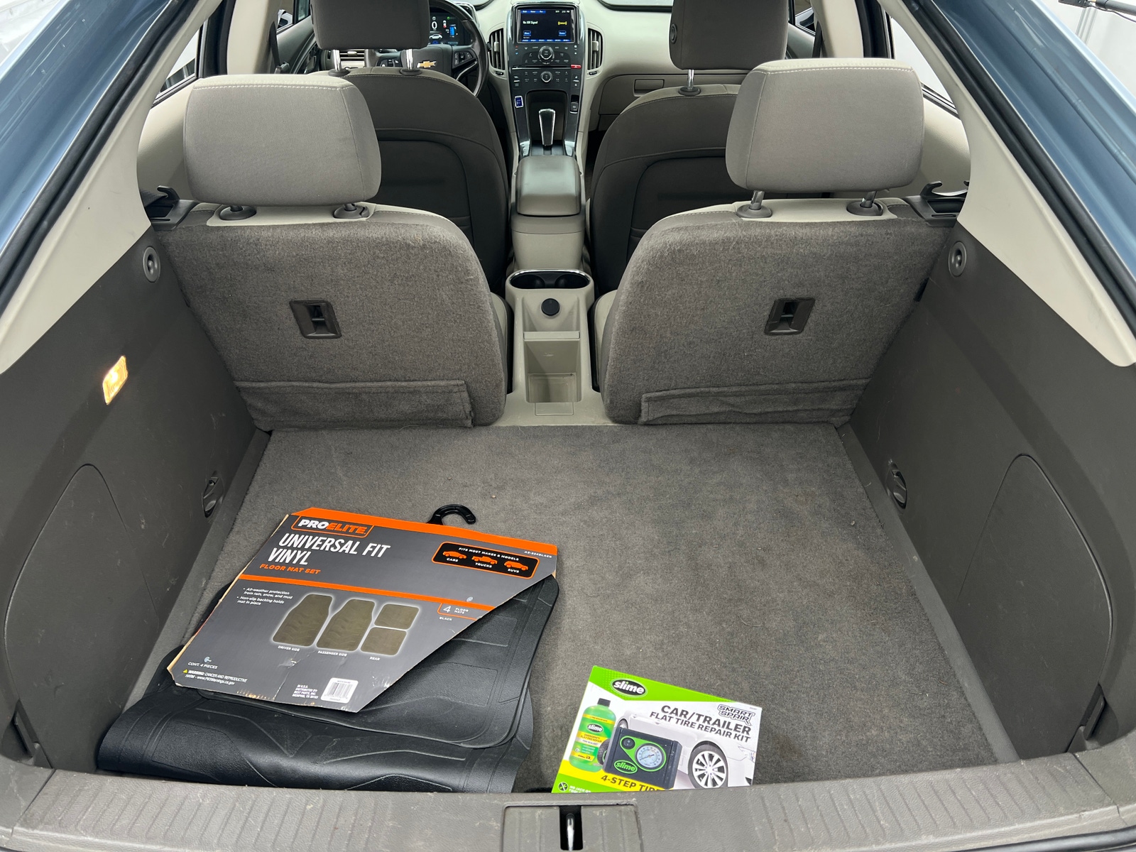 Thumbnail: 2014 Chevrolet Volt - 7