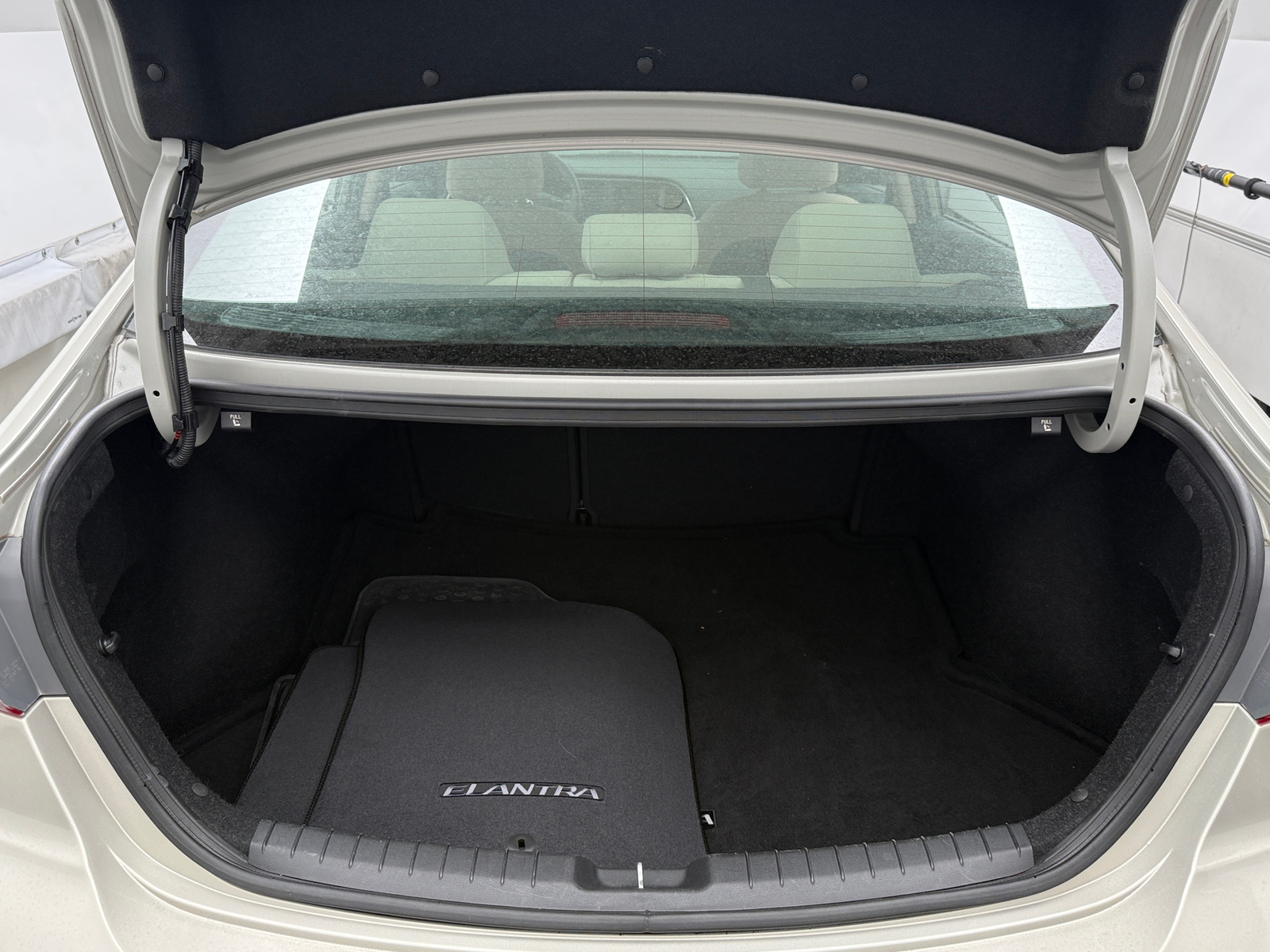 Thumbnail: 2018 Hyundai Elantra - 7