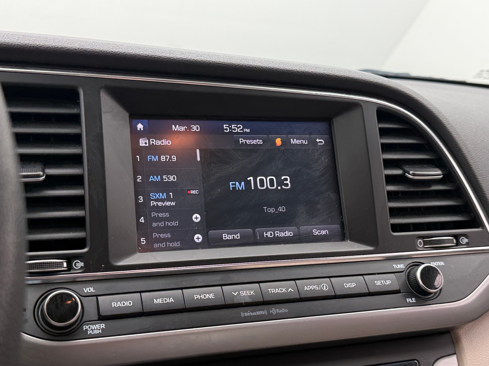 Thumbnail: 2018 Hyundai Elantra - 4