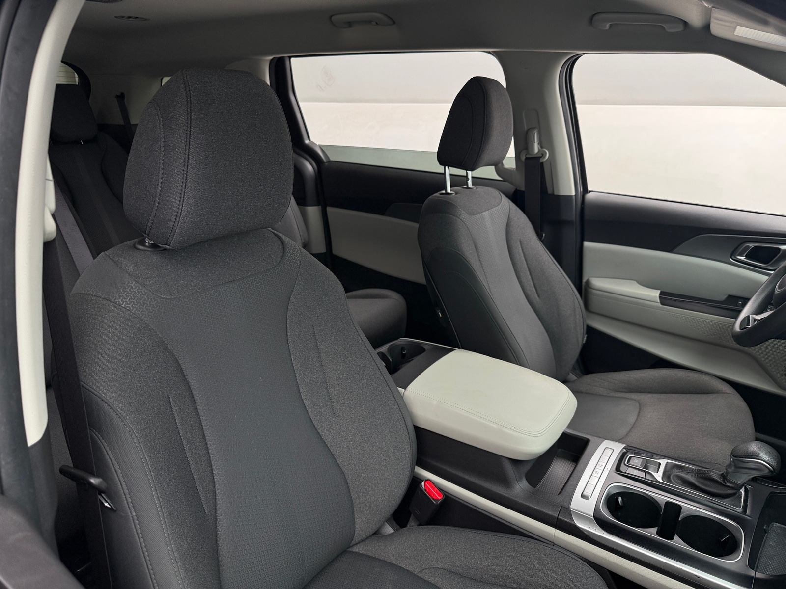 Thumbnail: 2022 Kia Carnival - 2