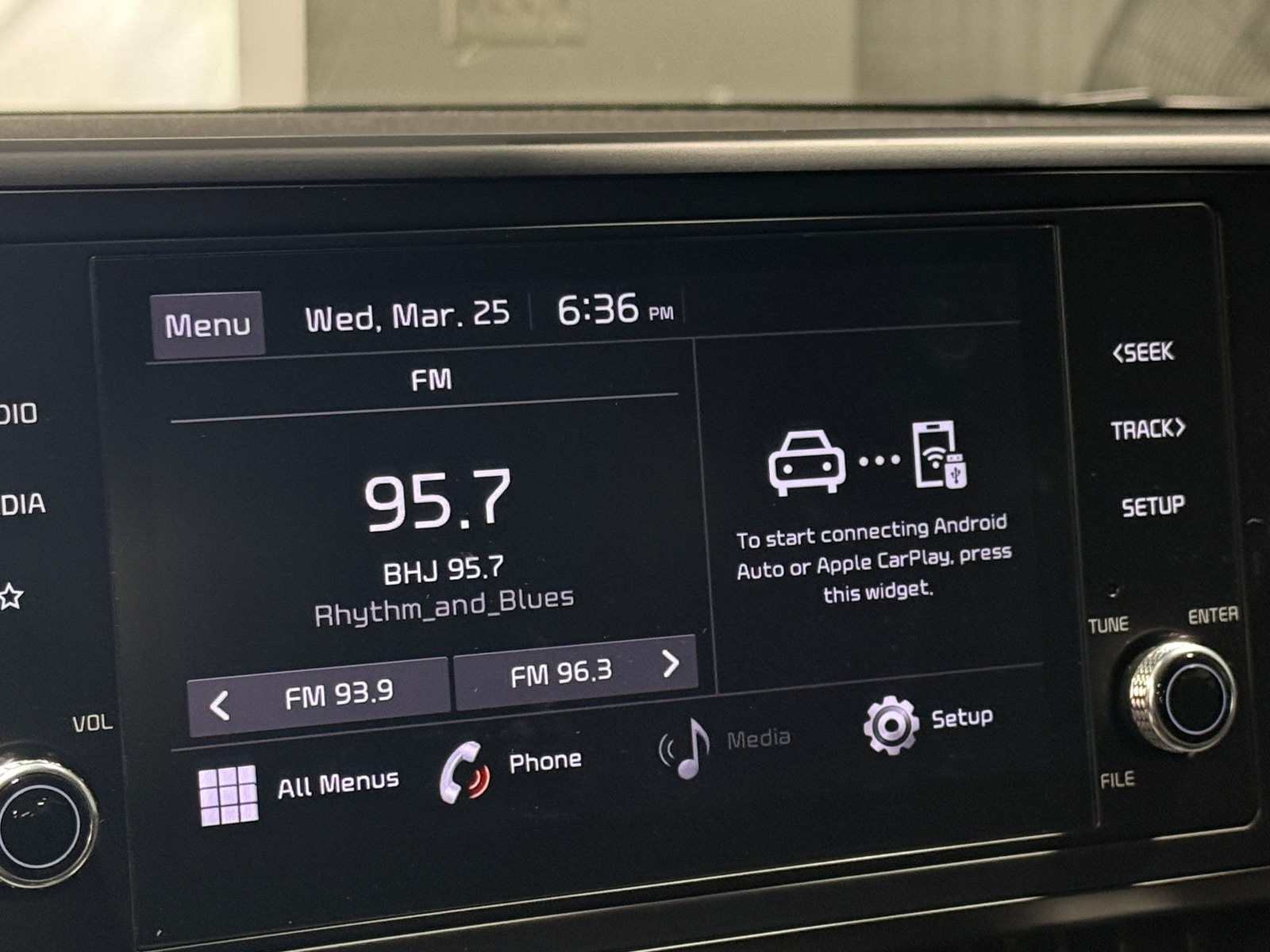 Thumbnail: 2022 Kia Carnival - 4