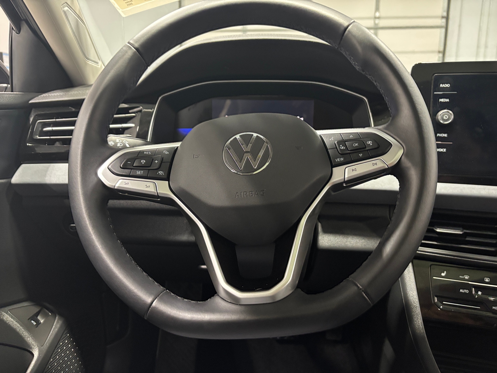 Thumbnail: 2025 Volkswagen Jetta - 4