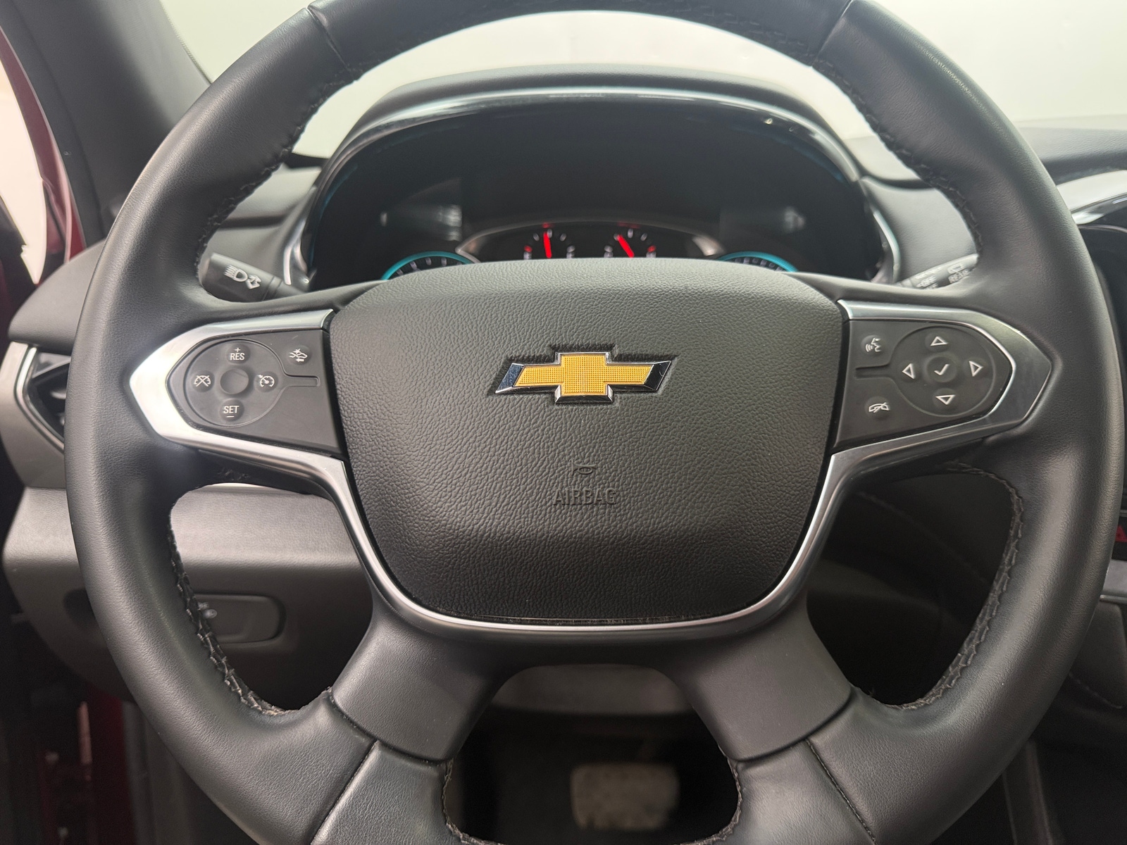 Thumbnail: 2023 Chevrolet Traverse - 5
