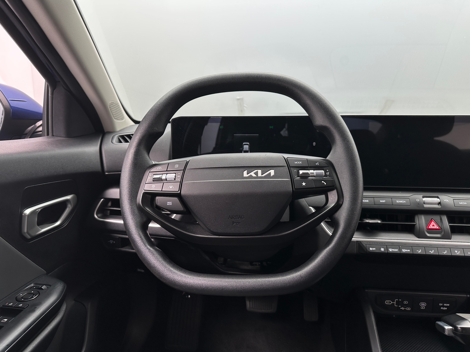 Thumbnail: 2025 Kia K4 - 5