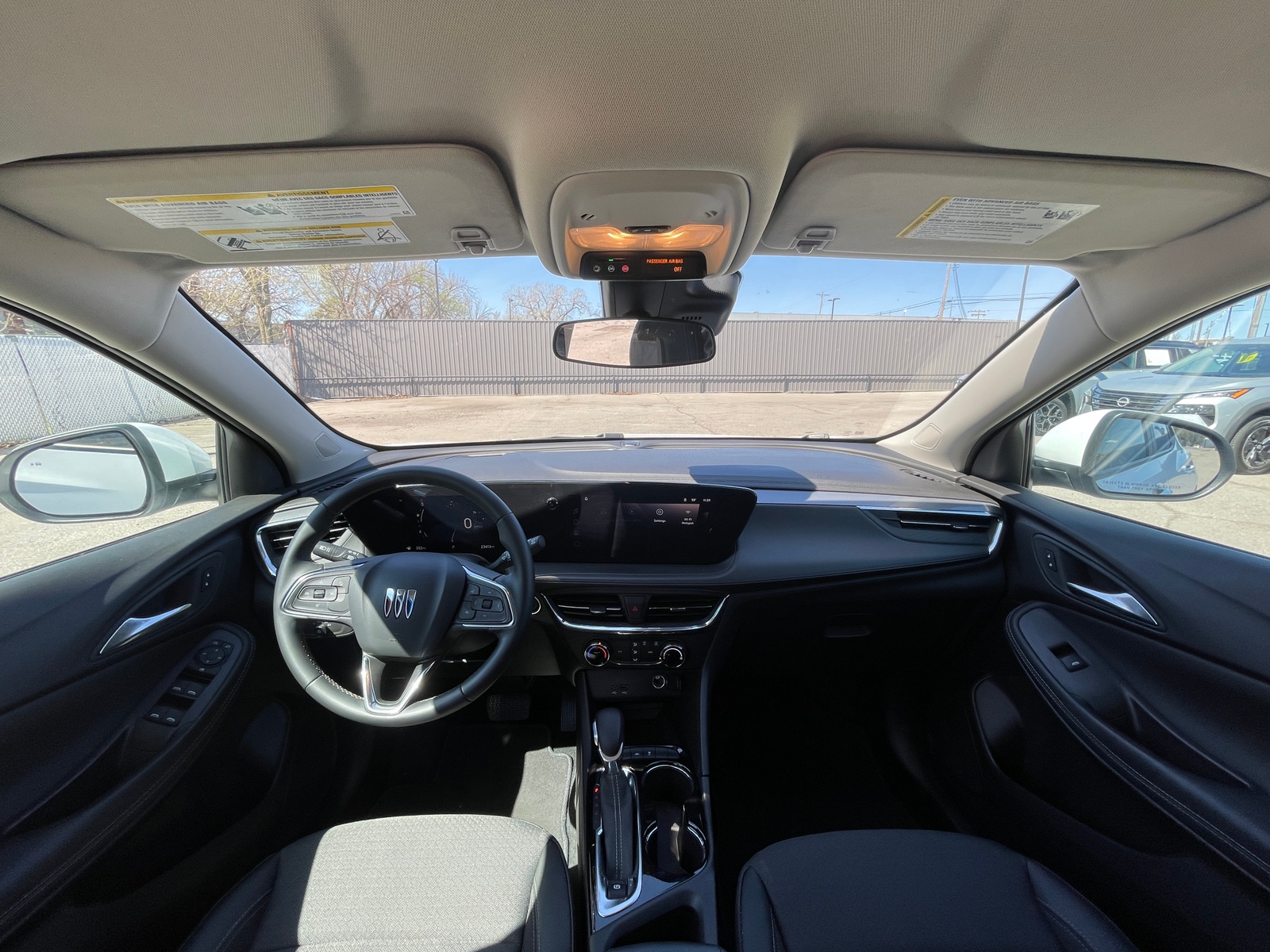 Thumbnail: 2025 Buick Encore GX - 3