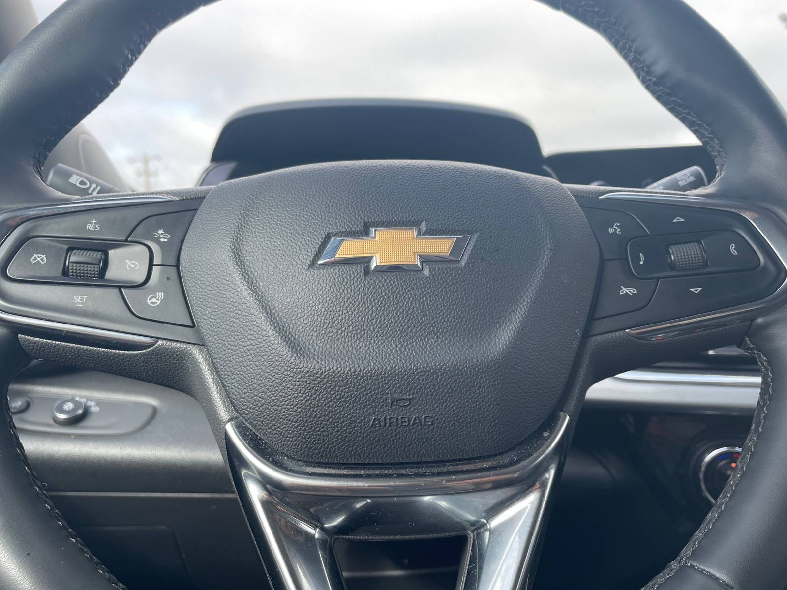 Thumbnail: 2025 Chevrolet Trax - 5