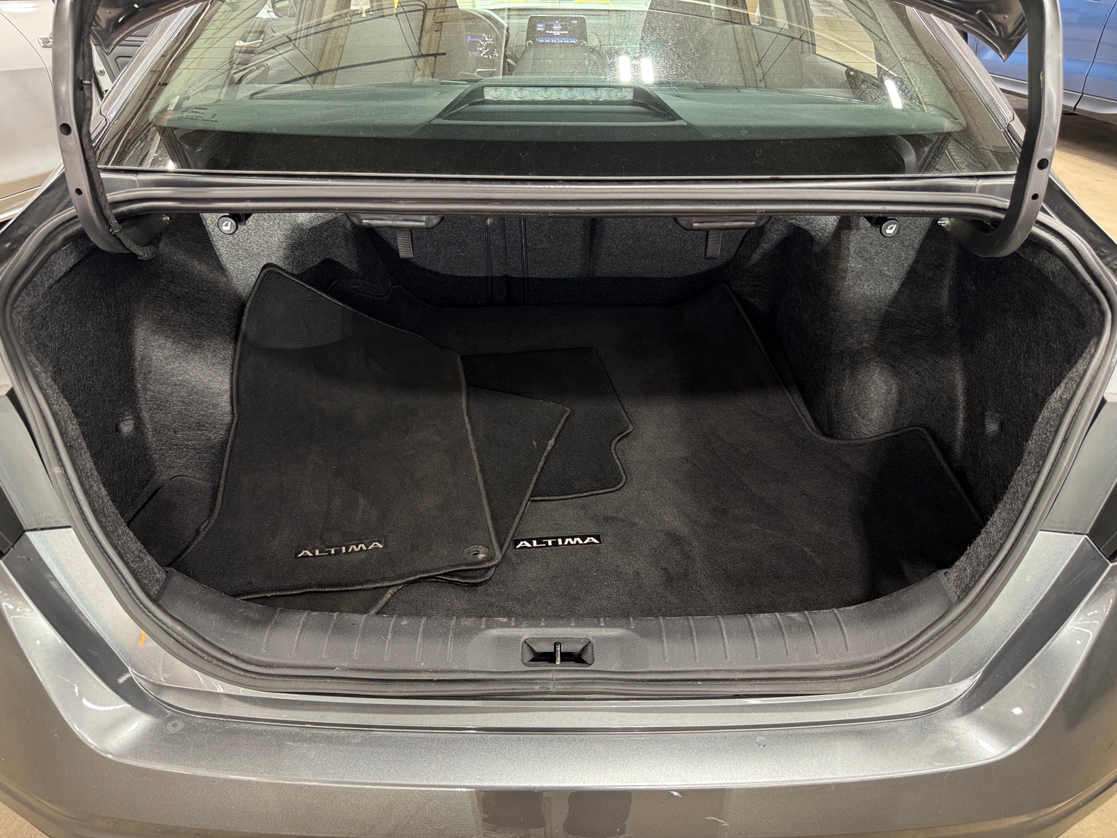 Thumbnail: 2025 Nissan Altima - 7