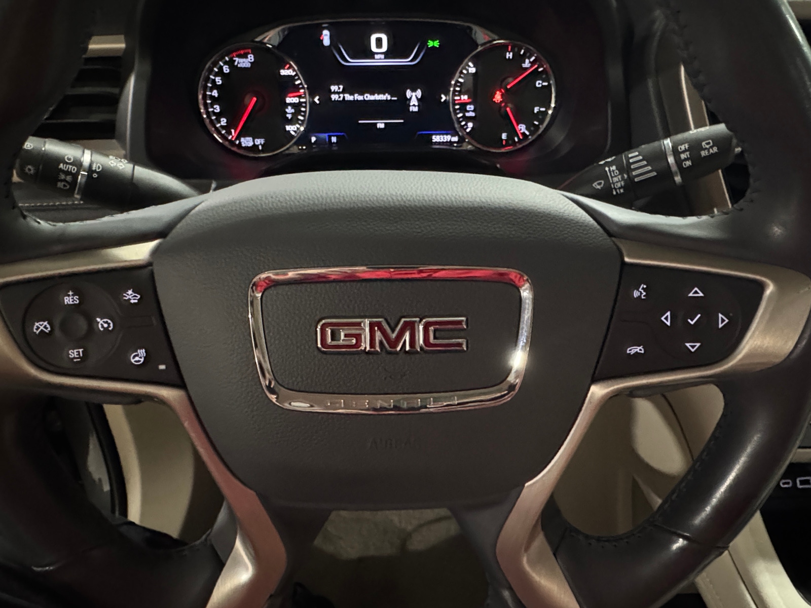 Thumbnail: 2022 GMC Acadia - 4