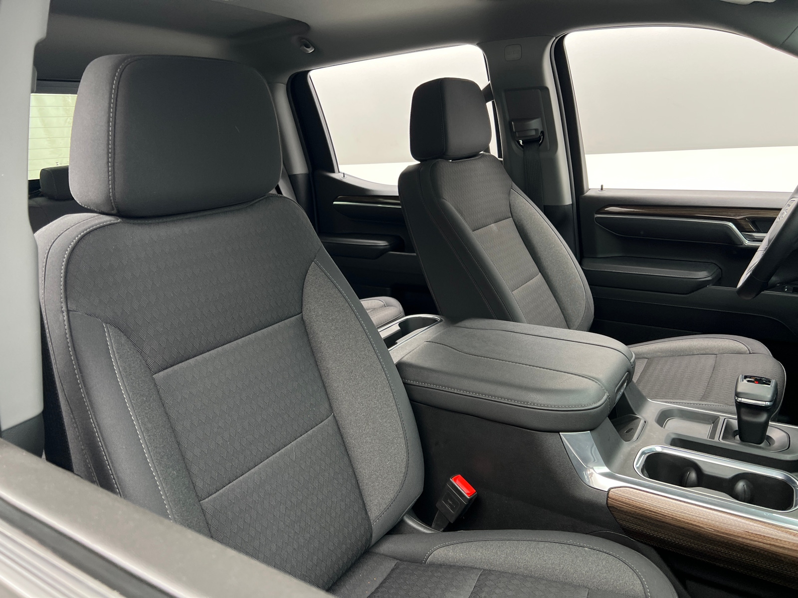 Thumbnail: 2025 Chevrolet Silverado 1500 - 2