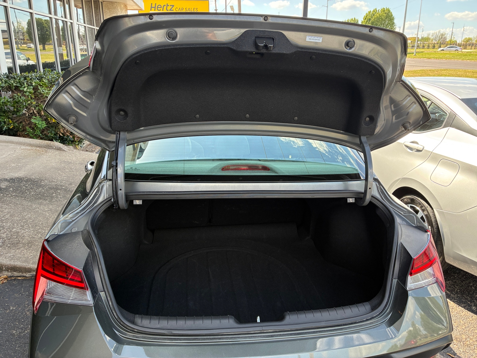 Thumbnail: 2025 Hyundai Elantra - 6