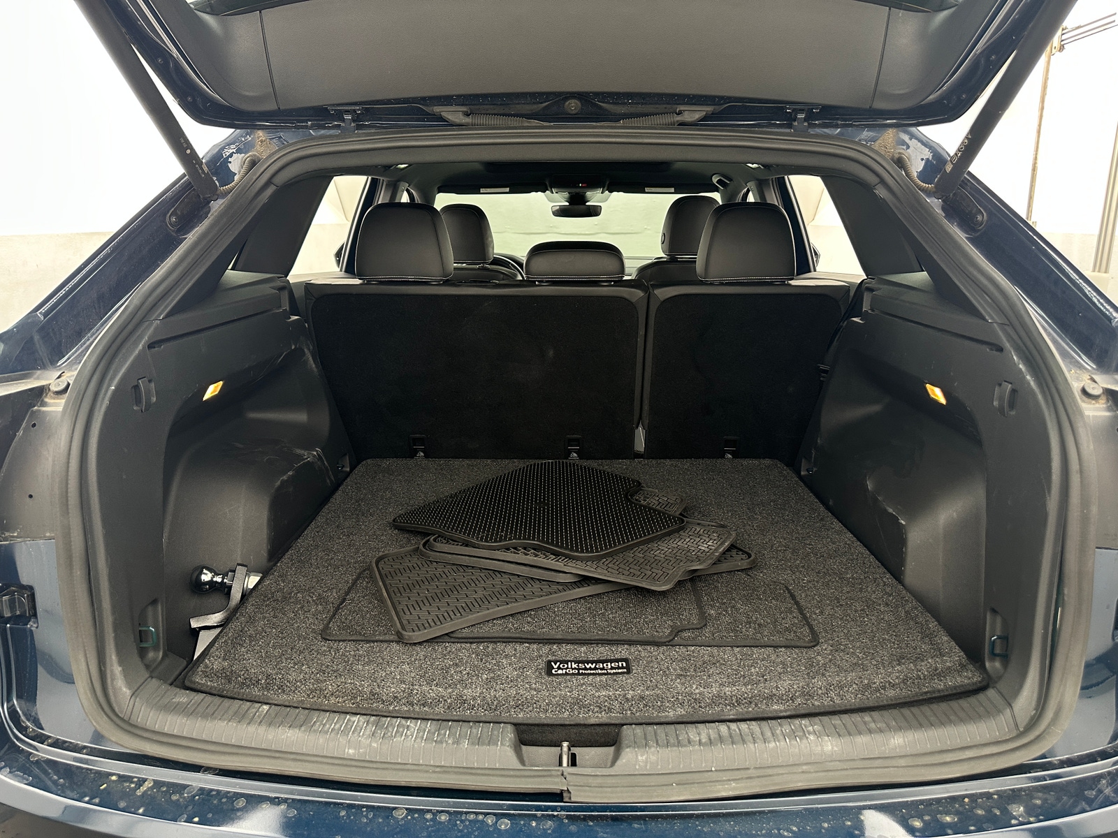 Thumbnail: 2023 Volkswagen Atlas - 6