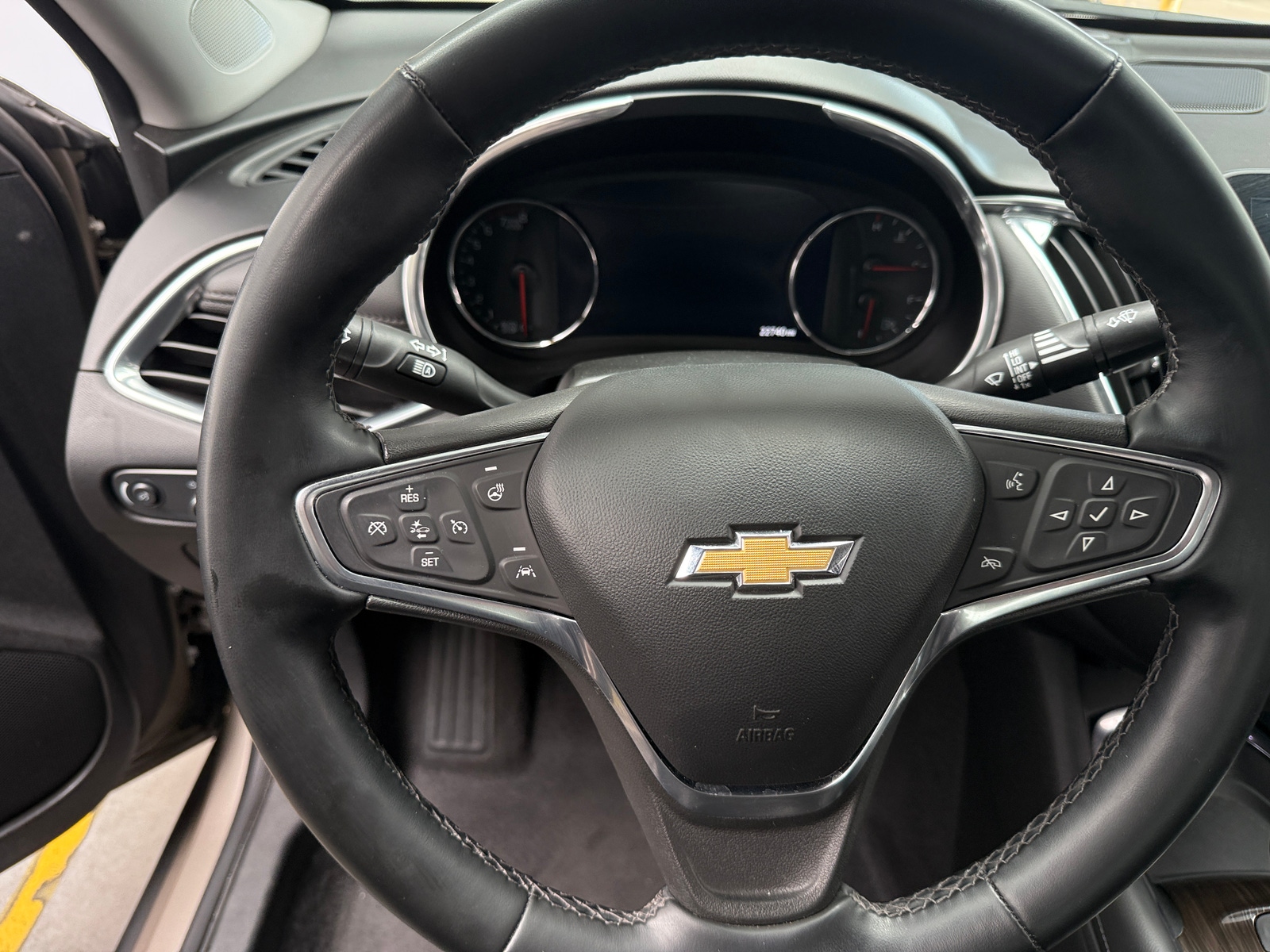 Thumbnail: 2024 Chevrolet Malibu - 4