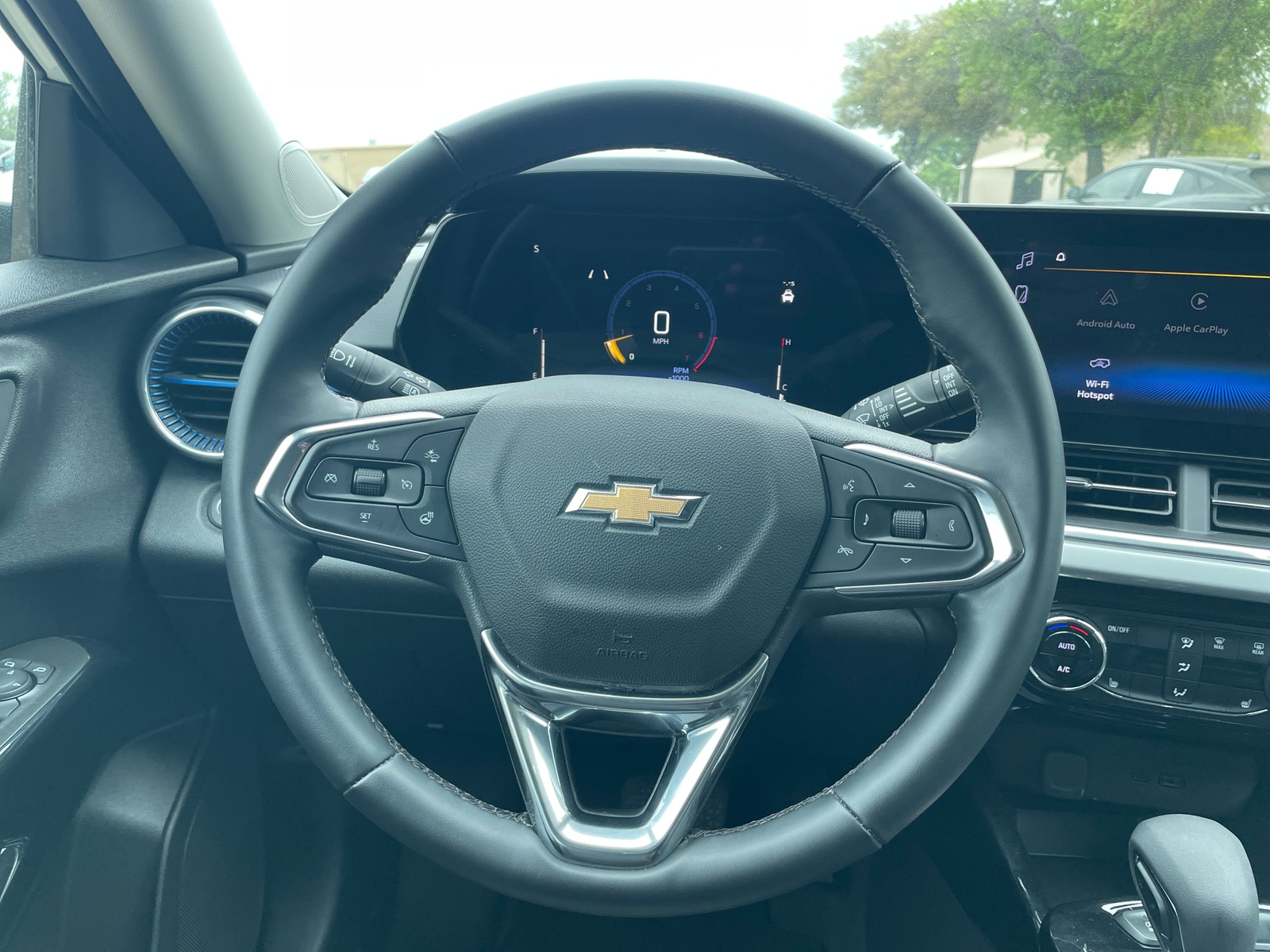 Thumbnail: 2025 Chevrolet Trax - 5