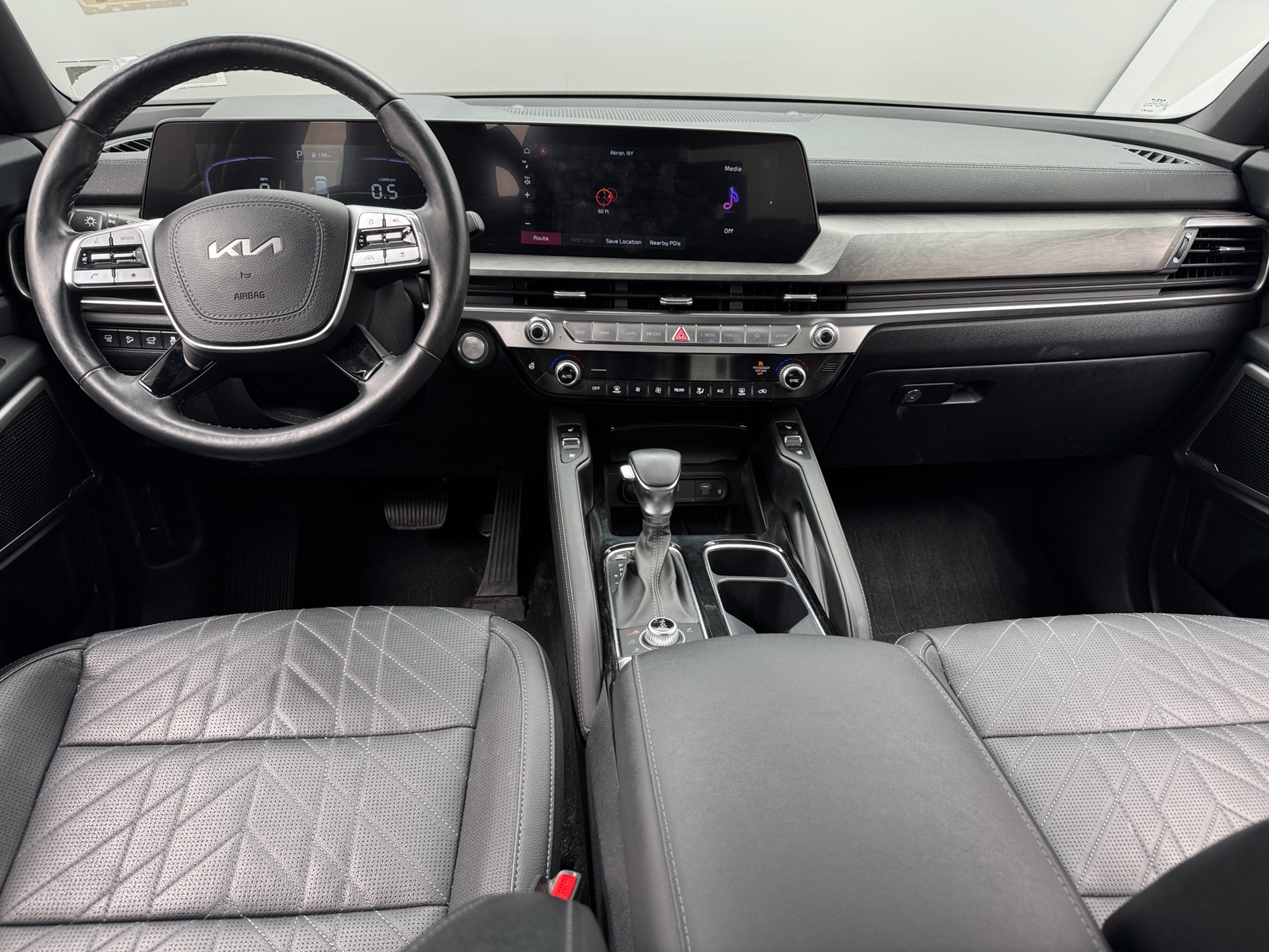 Thumbnail: 2023 Kia Telluride - 2