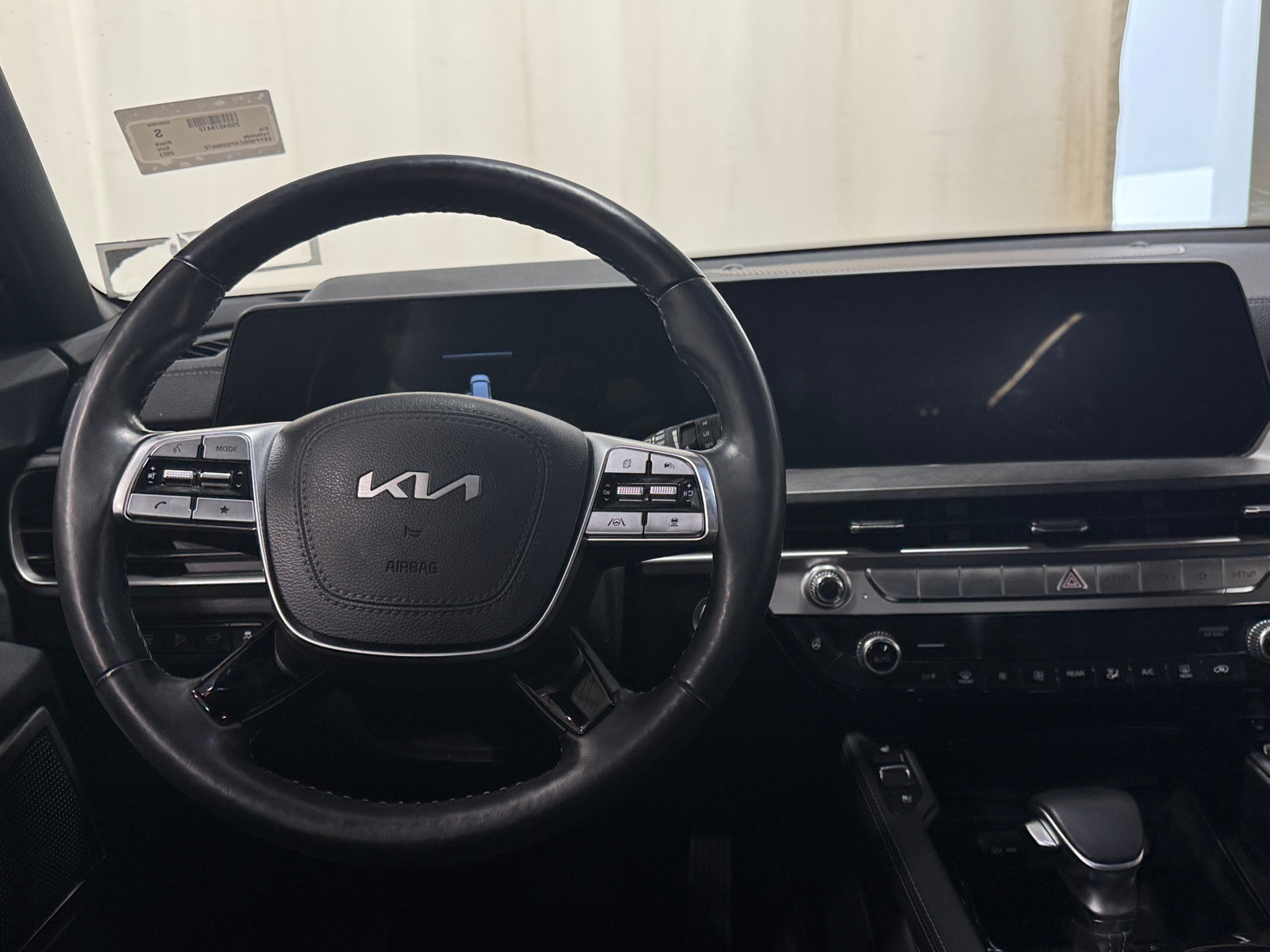 Thumbnail: 2023 Kia Telluride - 4