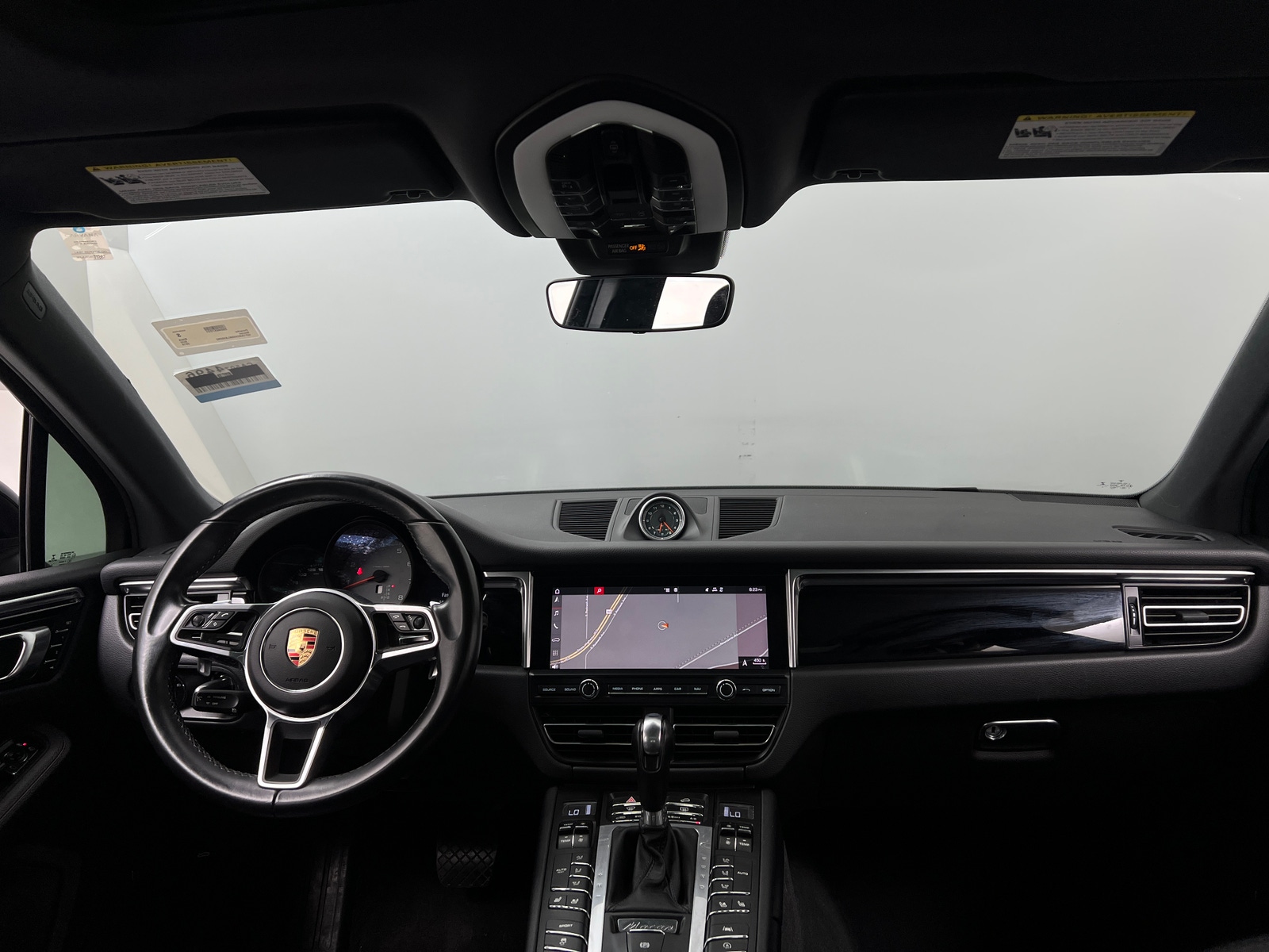 Thumbnail: 2019 Porsche Macan - 2