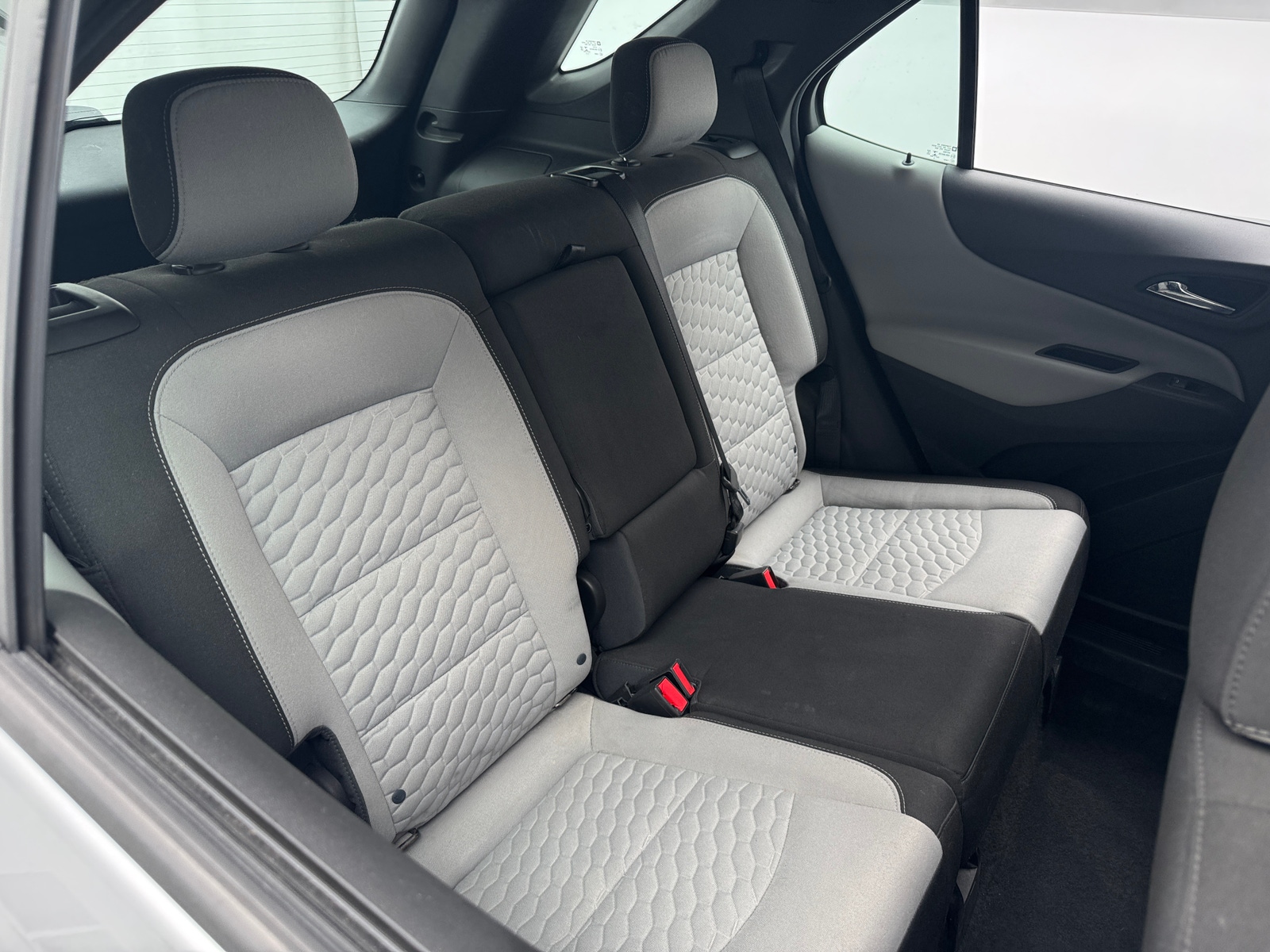 Thumbnail: 2019 Chevrolet Equinox - 6