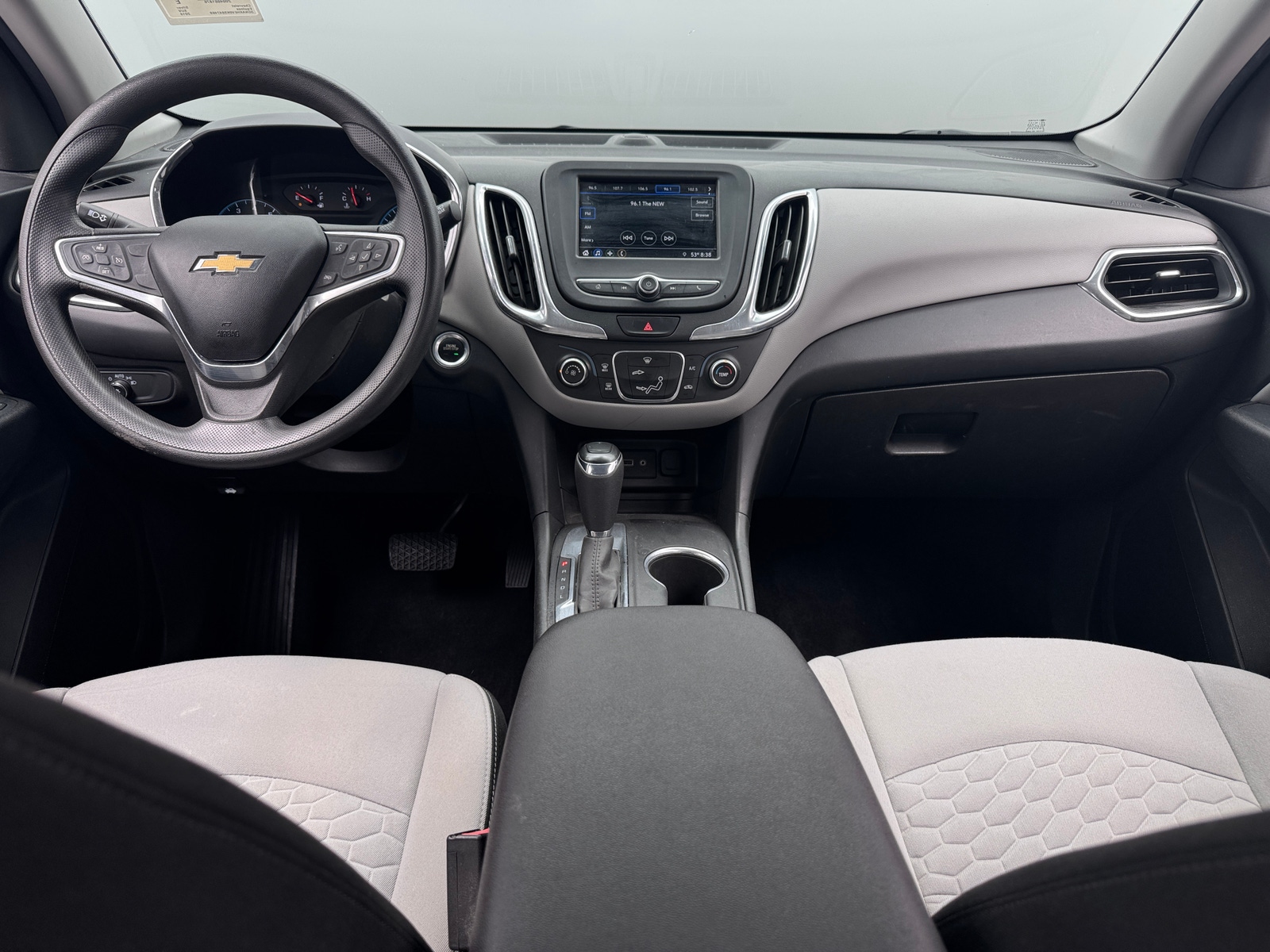 Thumbnail: 2019 Chevrolet Equinox - 3