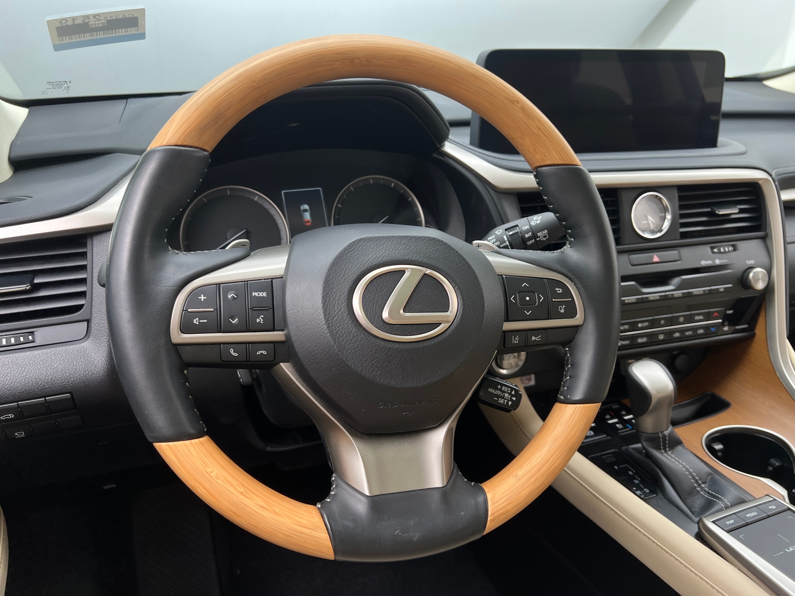 Thumbnail: 2021 Lexus RX - 4