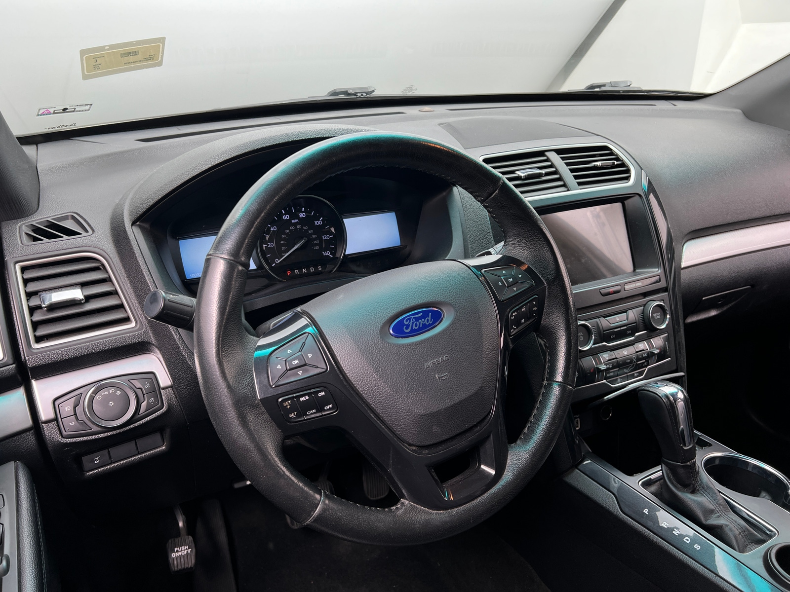 Thumbnail: 2017 Ford Explorer - 4