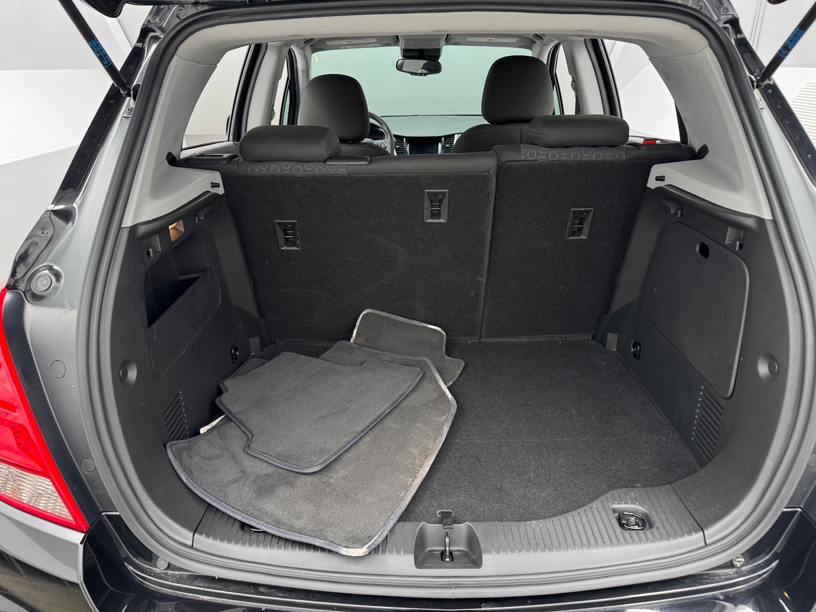 Thumbnail: 2021 Chevrolet Trax - 7