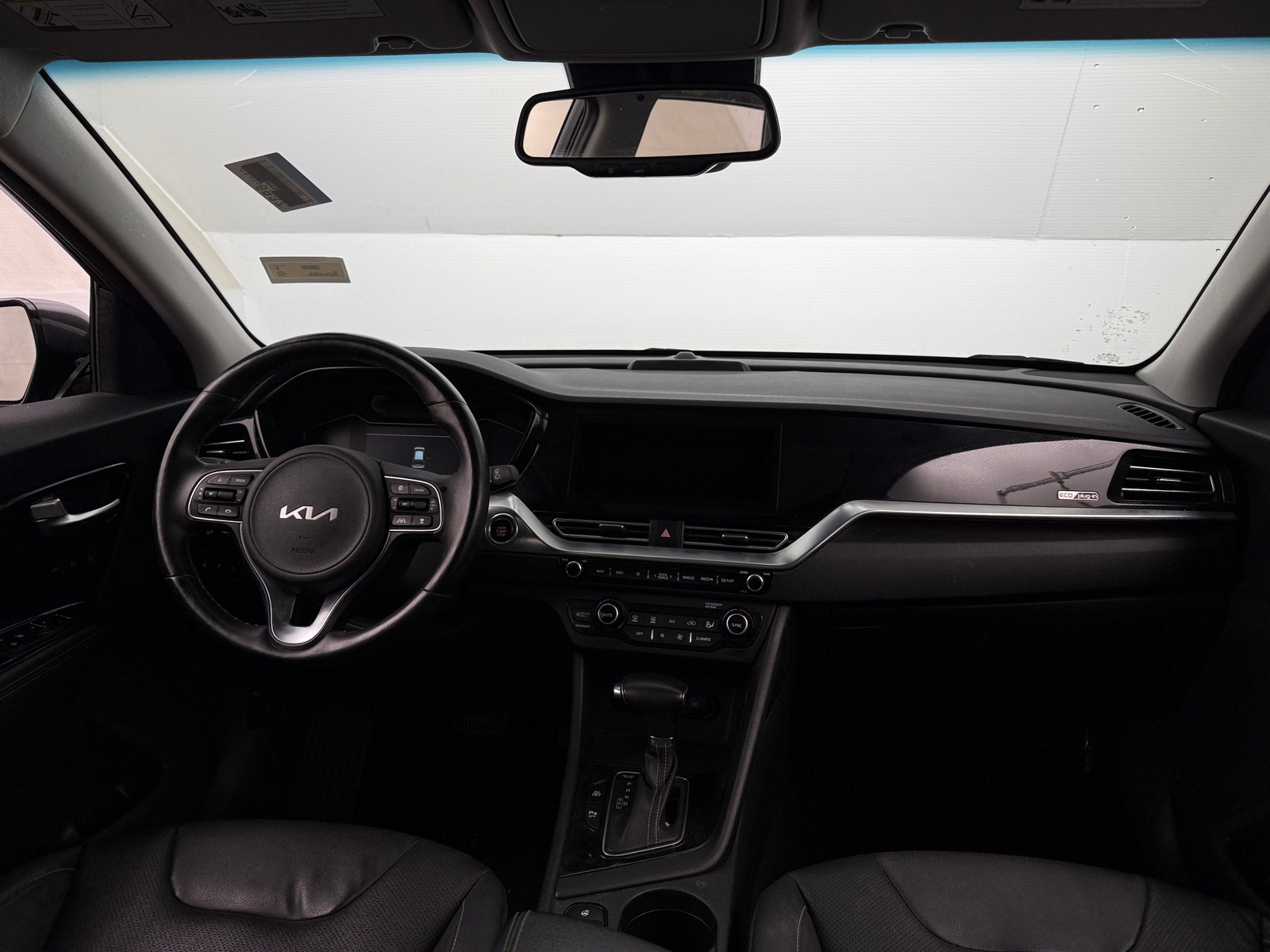 Thumbnail: 2022 Kia Niro - 2