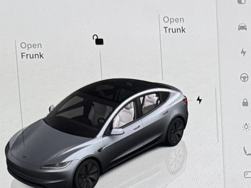 Thumbnail: 2025 Tesla Model 3 - 3