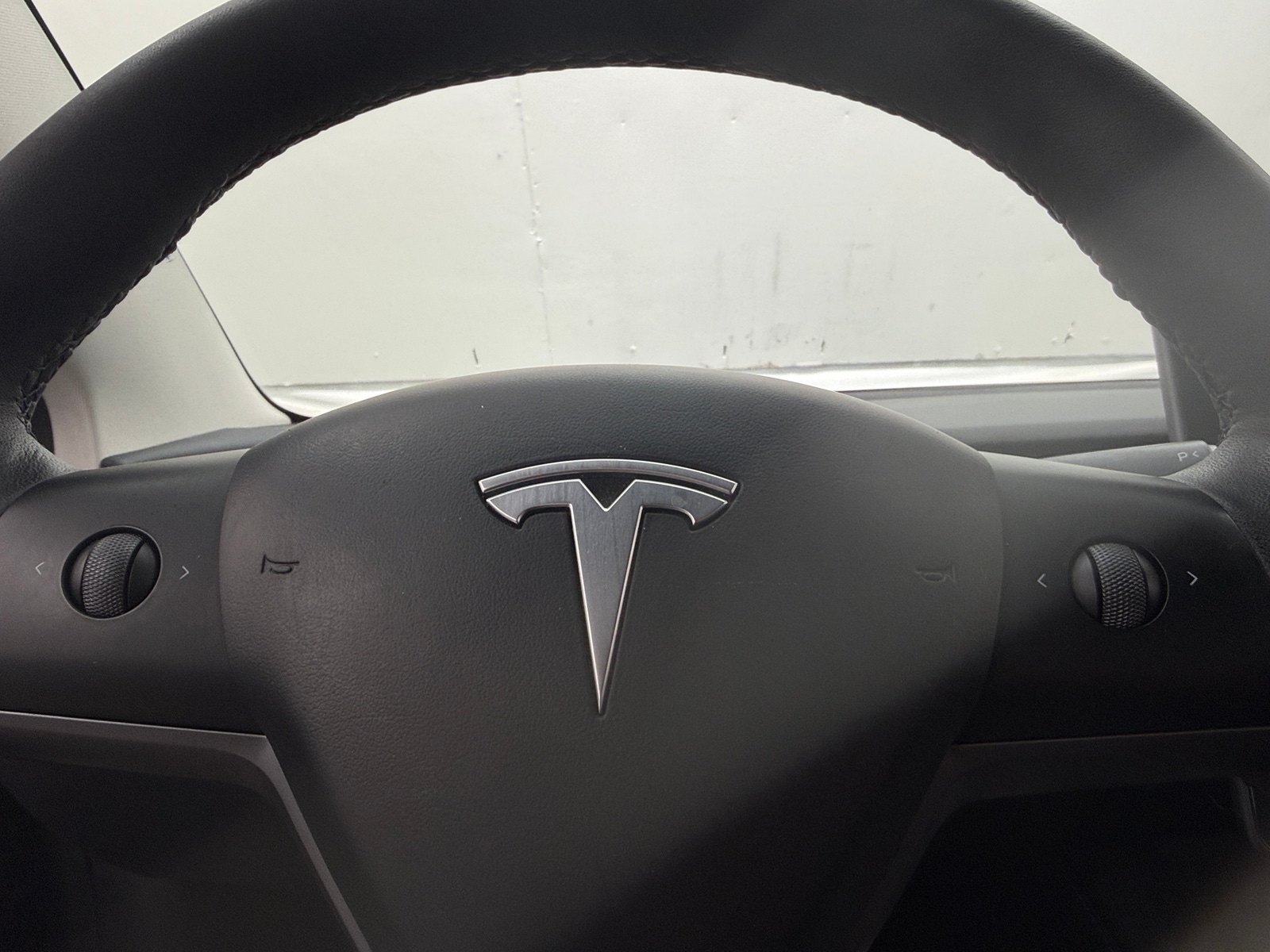 Thumbnail: 2023 Tesla Model 3 - 4