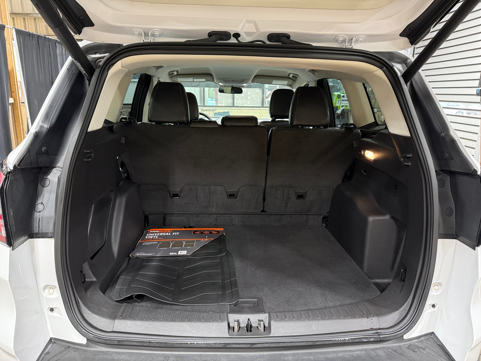 Thumbnail: 2018 Ford Escape - 6