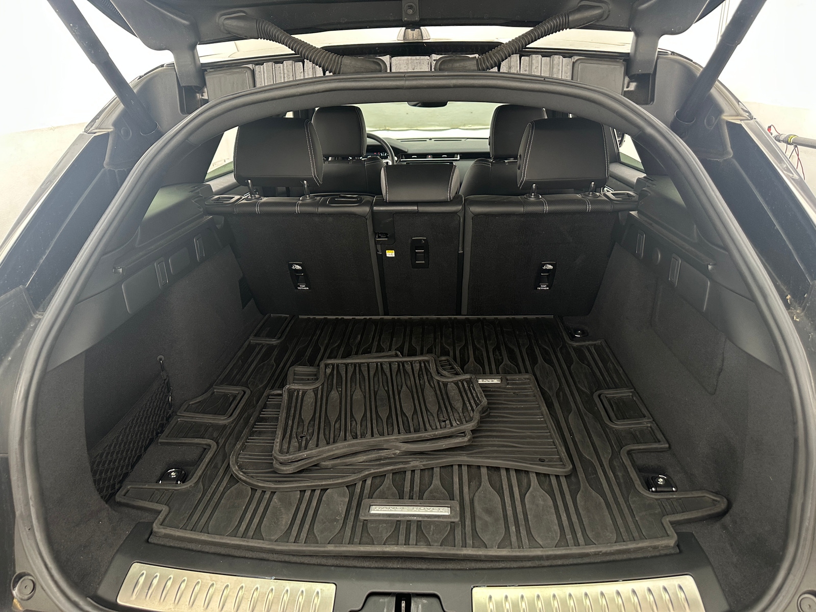 Thumbnail: 2023 Land Rover Range Rover Velar - 6