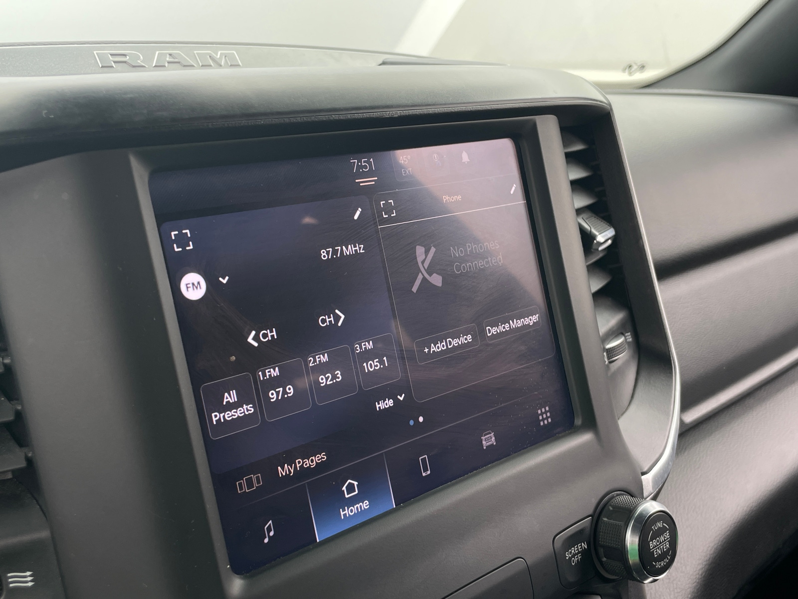 Thumbnail: 2022 RAM 1500 - 4