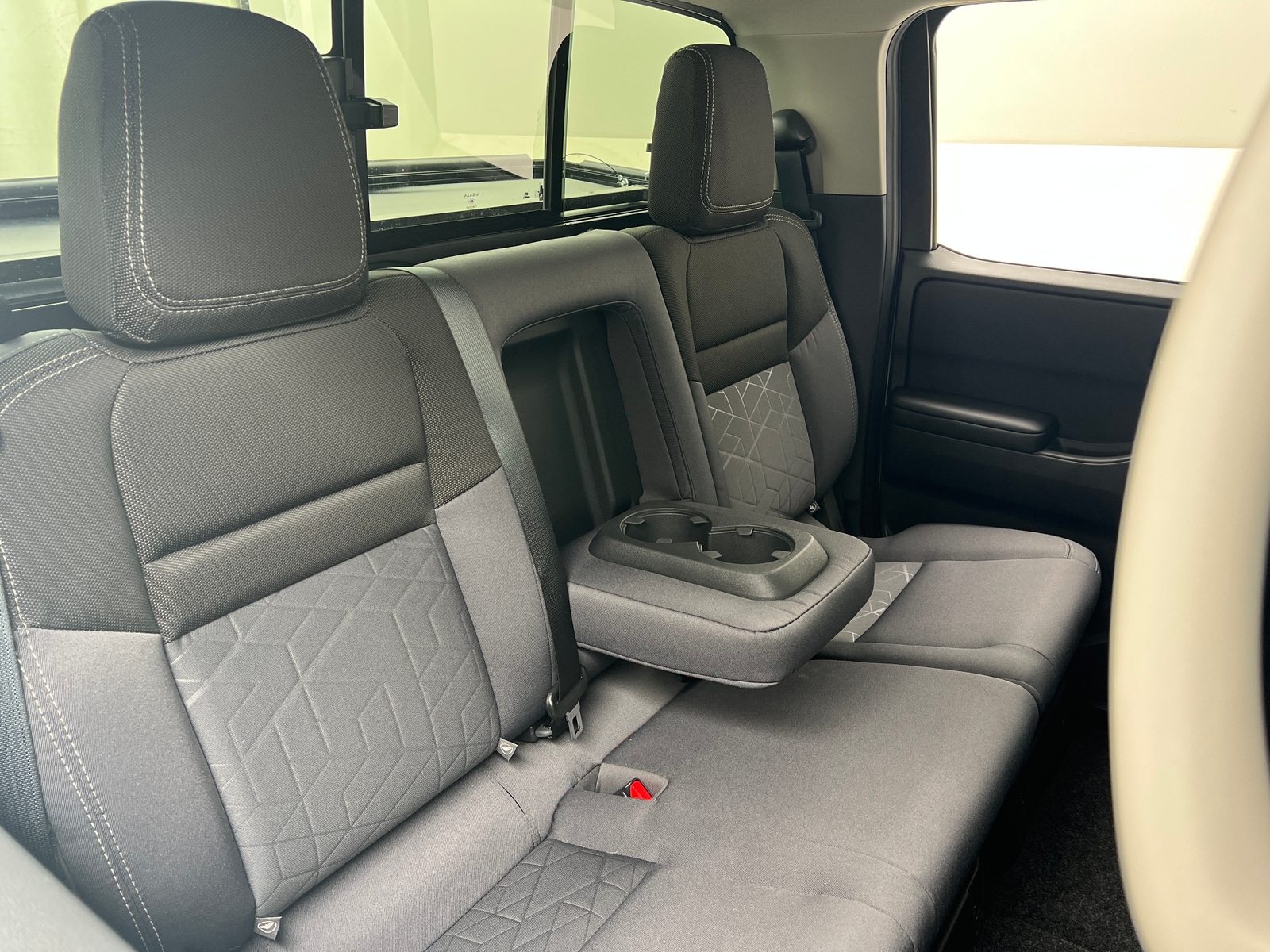 Thumbnail: 2025 Nissan Frontier - 6