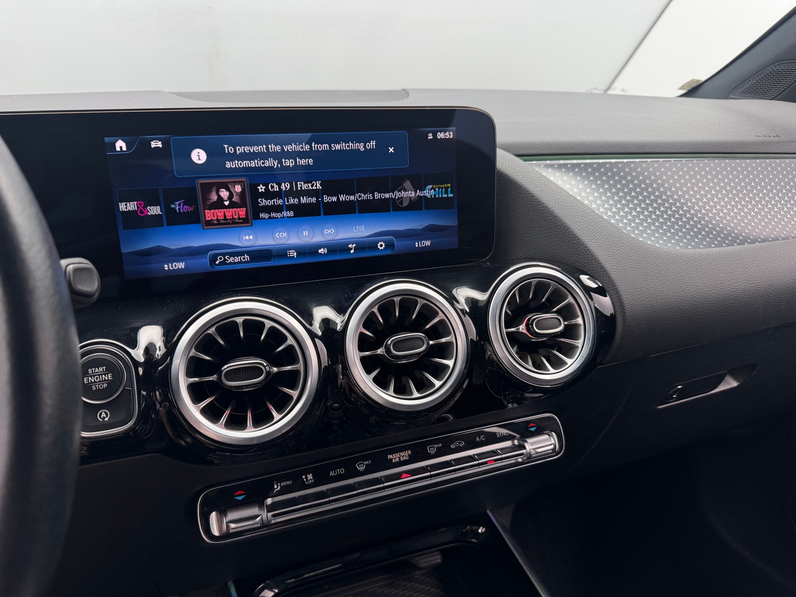 Thumbnail: 2025 Mercedes-Benz GLA - 3